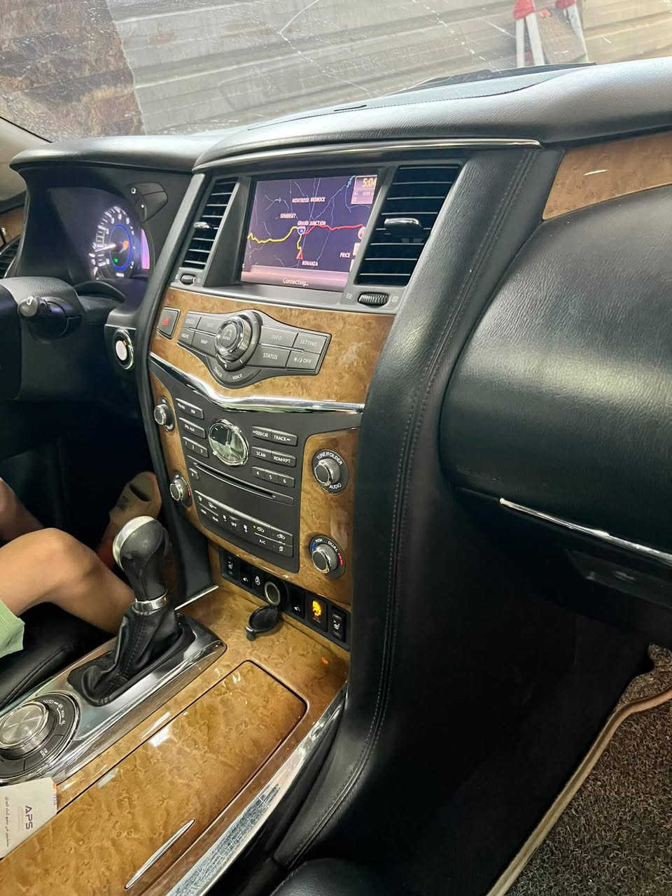 انفنتي QX56 • ٧ راكب • ١٤١ الف