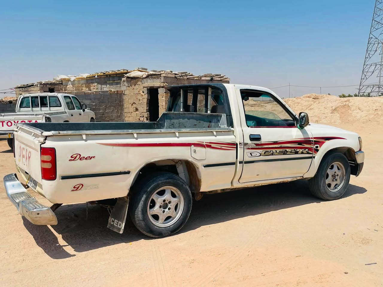 سلام عليكم للبيع دير 2006 محرك كير شاصي مكفولات تخم تاير حداديه جديده رقم نكليزي سياره جاهزه تحويل مباشر سعر 33وبيها مجال  مكاني نجف خان نص
 تصل ***********
مكلف بنشر
