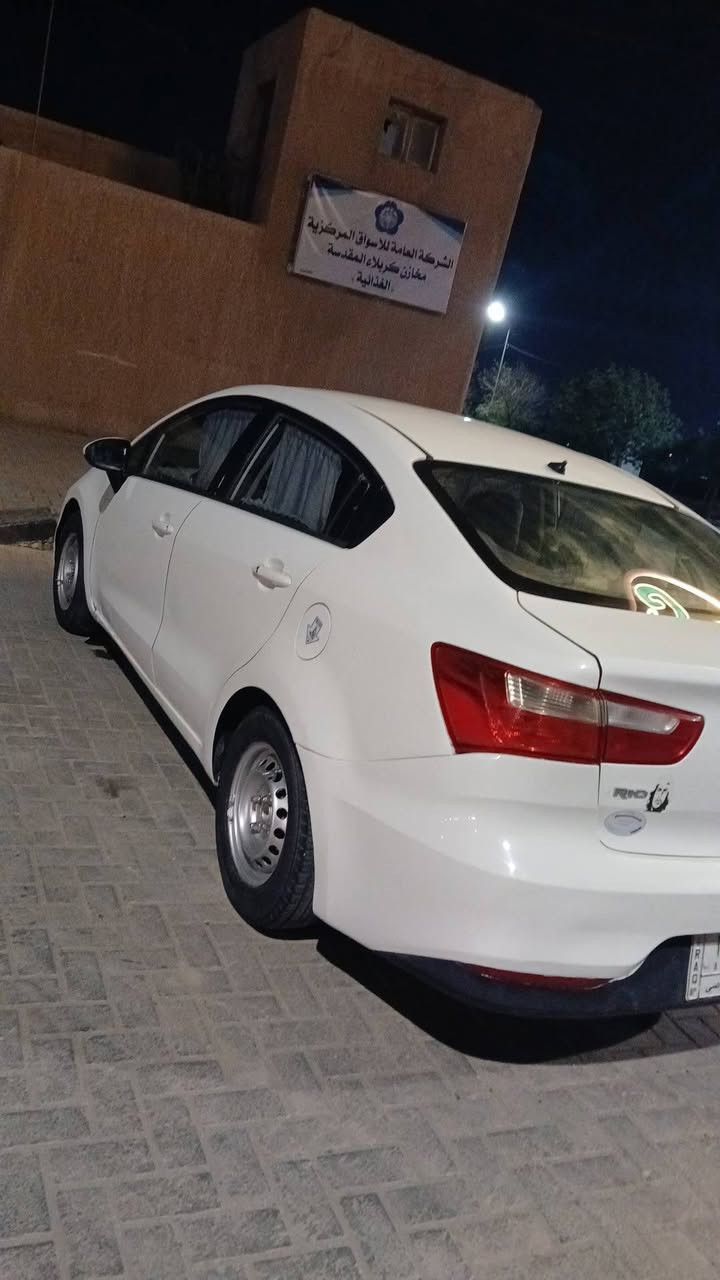 السلام عليكم كية ريو موديل ١٦ كير ومكينةحداية امامية وخليفية جديدة وتبريد ثلج شاشة وكامرة مري كهرباء وتحكمات قيادة السيارة جاهزة من كلشي بيها كم قطعة صبغ ابيع حزام لجمالية بدون ظربة قمارة تكم شواصي مكفولات السيارة بيها قاصرين يرادلها معاملة تتحول بأسمك مباشر مكان السيارة كربلاء سعر السيارة 59 $ورقة وبيها مجال حك الجية وهذا رقم تليفوني ***********
