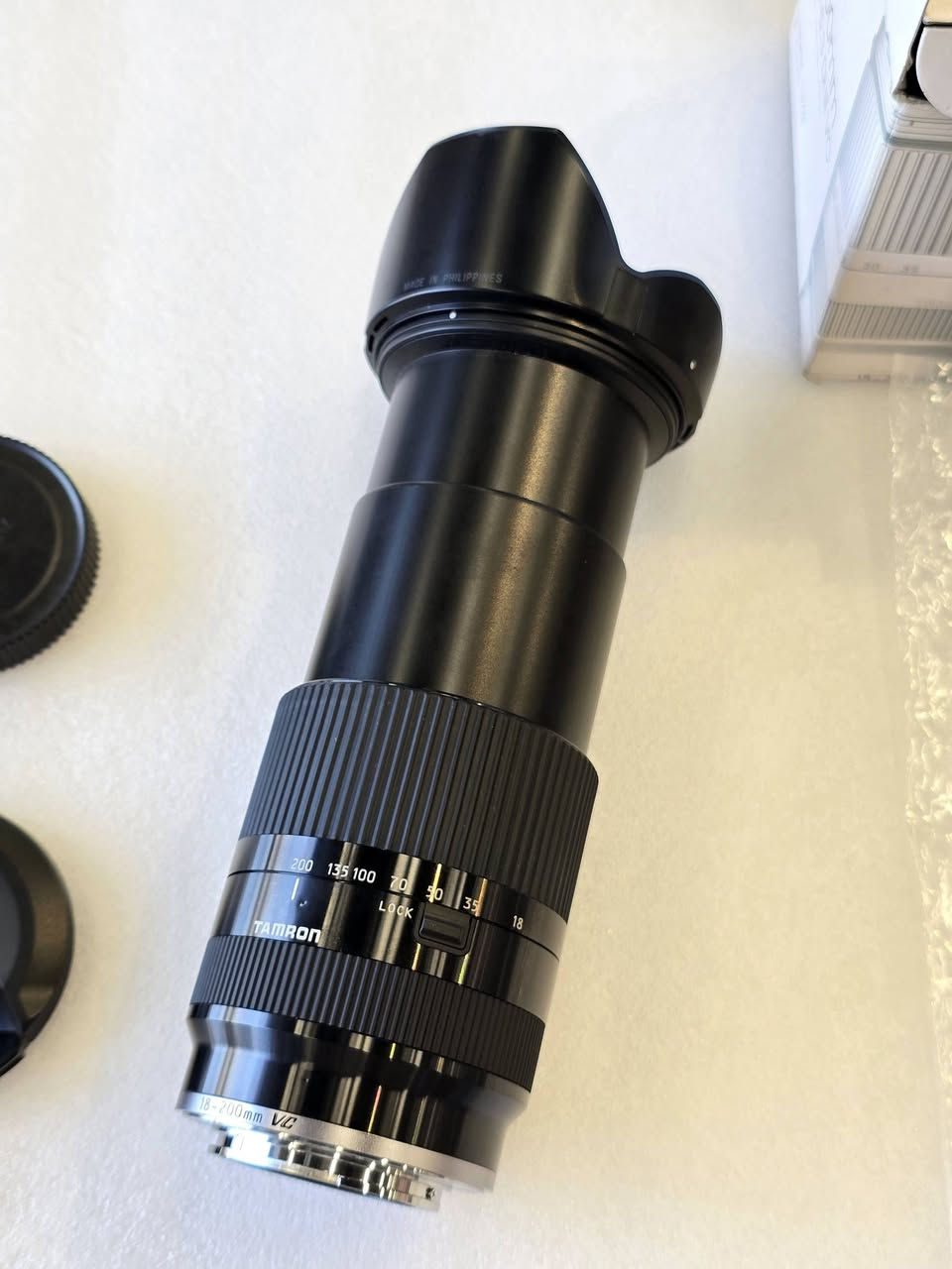 للبيع عدسة Tamron 18-200 للسوني
