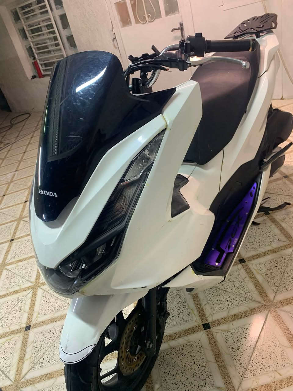 السلام عليكم pcx جيل الرابع كوري
دراجه كلش نضيفه  حساس ازدحام
حساس استاند كله شغال مابيه اي نقص
مكاني بغداد الغزالية
للاستفسار
***********
