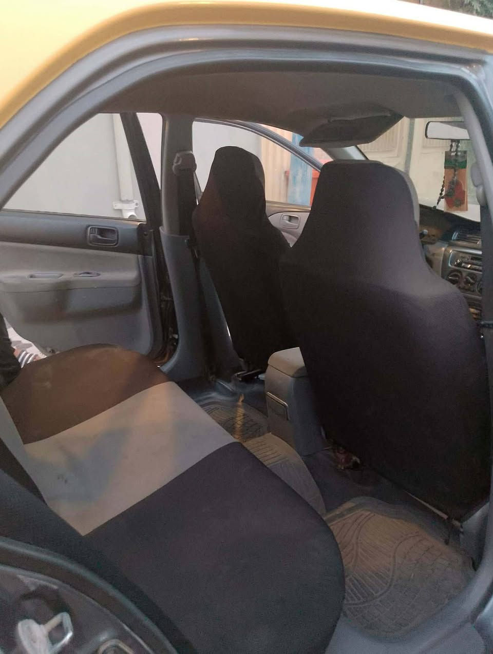 مسلام عليكم لانسر للبيع سياره كامله وكمله موديل 2008 سياره خير من الله دبريد ثلج صدر جديد تيرات جديد ترايك البصره سياره تخبل سعرها 70 وبيها مجال بصيط هذه رقم صاحبها اني مكلف بل نشر *********** مكان سياره ديالي بعقوبه

