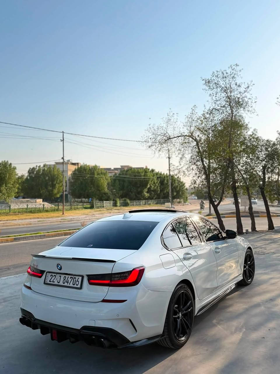 سلام عليكم
Bmw 330 ام باكج اصل
موديل 2022

فول مواصفات 

فتحة سقف

داخل احمر بلادي 

كامرة خلفية 

حساس امامي خلفي 

كراسي كهرباء

داخل اللوان متغيرة 

رادار امامي خلفي جانبي

تدفئة مقاعد

تدفئة ستيرن 

كشنات خزن ميموري 

 بدي كت m ودركة m بلادي

ماشية 41 الف 

حادث جاملغ وبنيد بدون دواخل بسيط 

السعر 24,800 وبيهة مجال بسيط 

مكان السيارة بغداد الكاظمية جكوك 

***********
