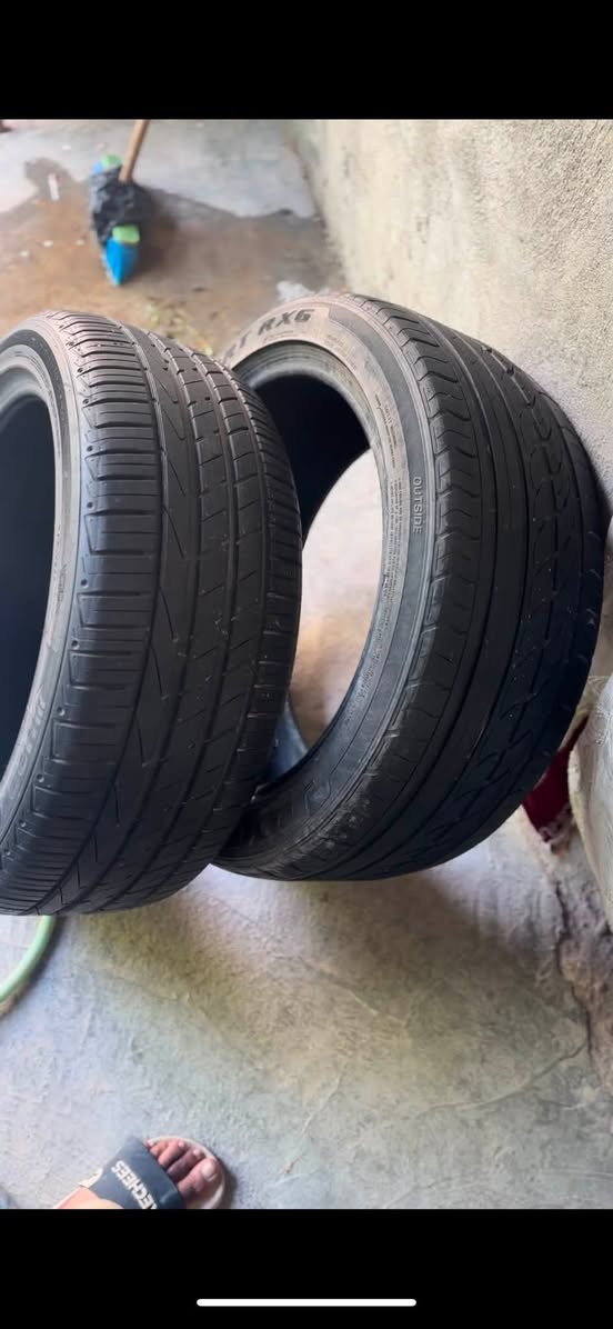 تايرات مال باله شتريتهن وطلعن مو نفس لقياس قيم وخذ تايرات نضيقات جدد قياسهن 245/45/19مكاني زعفرانيه ‭***********‬
