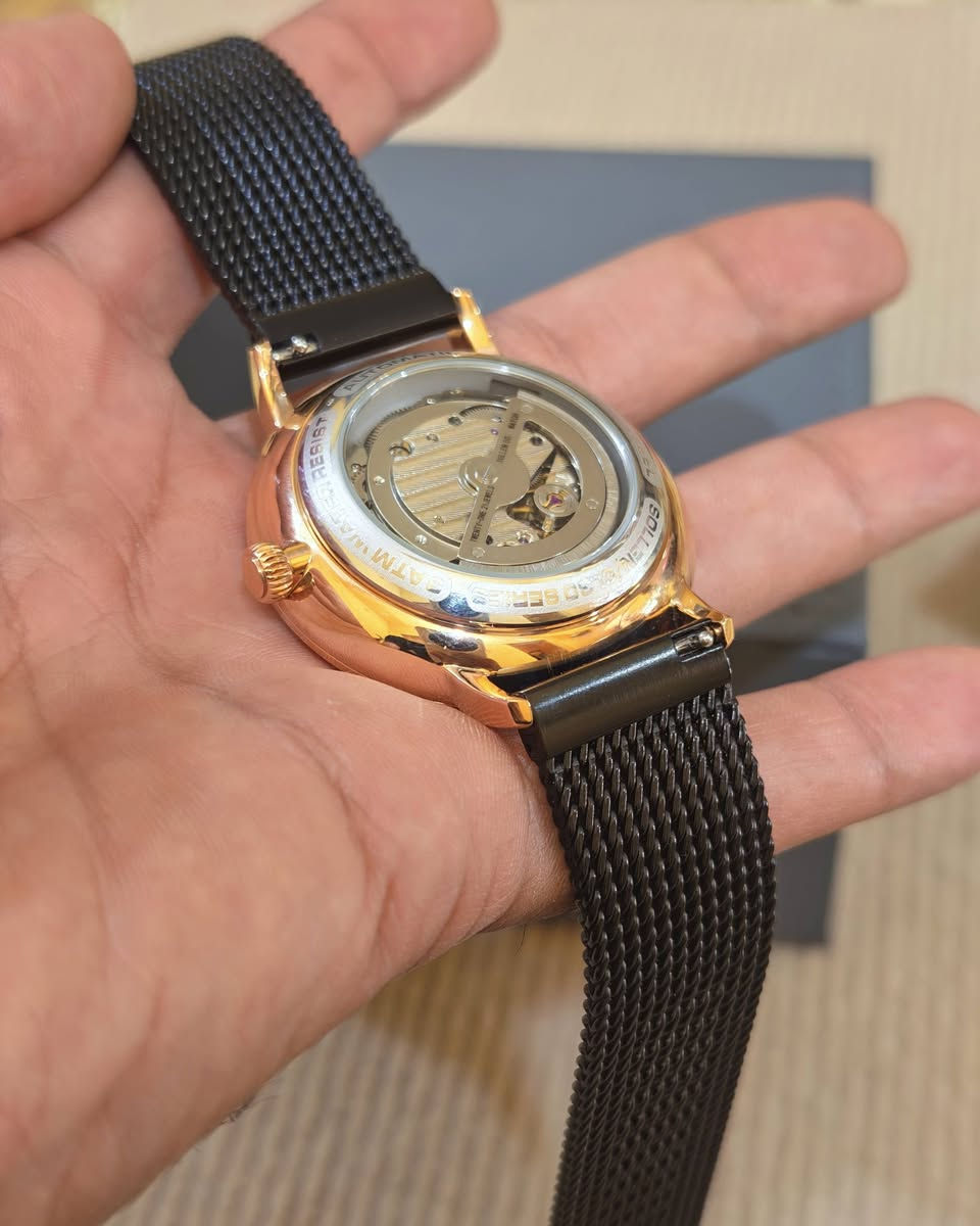 يا الله
شباب مزاد يبدي المزاد من 80 ألف وشتوصل بالعافية 
***********

نص مكتوب في الصور:
- PRODUCT SPECIFICATIONS Case Diameter: 42mm | Thickness: 14mm Waterproof: 3ATM | Band Length: 210mm | Mirror: Mineral Glass | Movement: Automatic Mineral Glass Scratch Resistant 3ATM Waterproof Automatic Movement 42mm Diameter 14mm Thickness 210mm Band Length Perfect Gift for Men