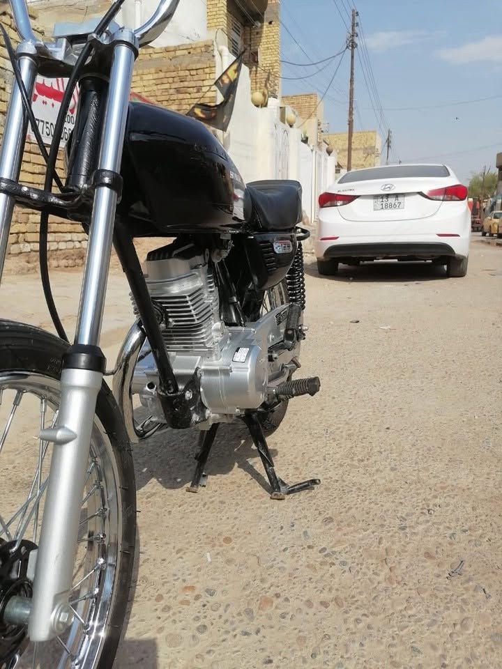دراجة ايرانيه تعمير سعرها ٦٢٥ وبيها مجال ***********
