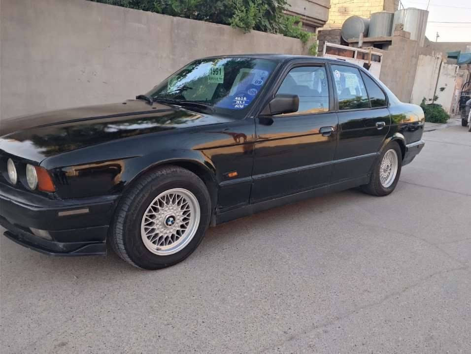 بئيم موديل 90 جاملخ امامي مكصوص مشروع وطني دفتر بنزين  لحد 2030محرك عشرين كبس جام كهربايي  سلايت سيارة بسمي شرط طحويل سعر33 مكان كركوك  رقم ***********
