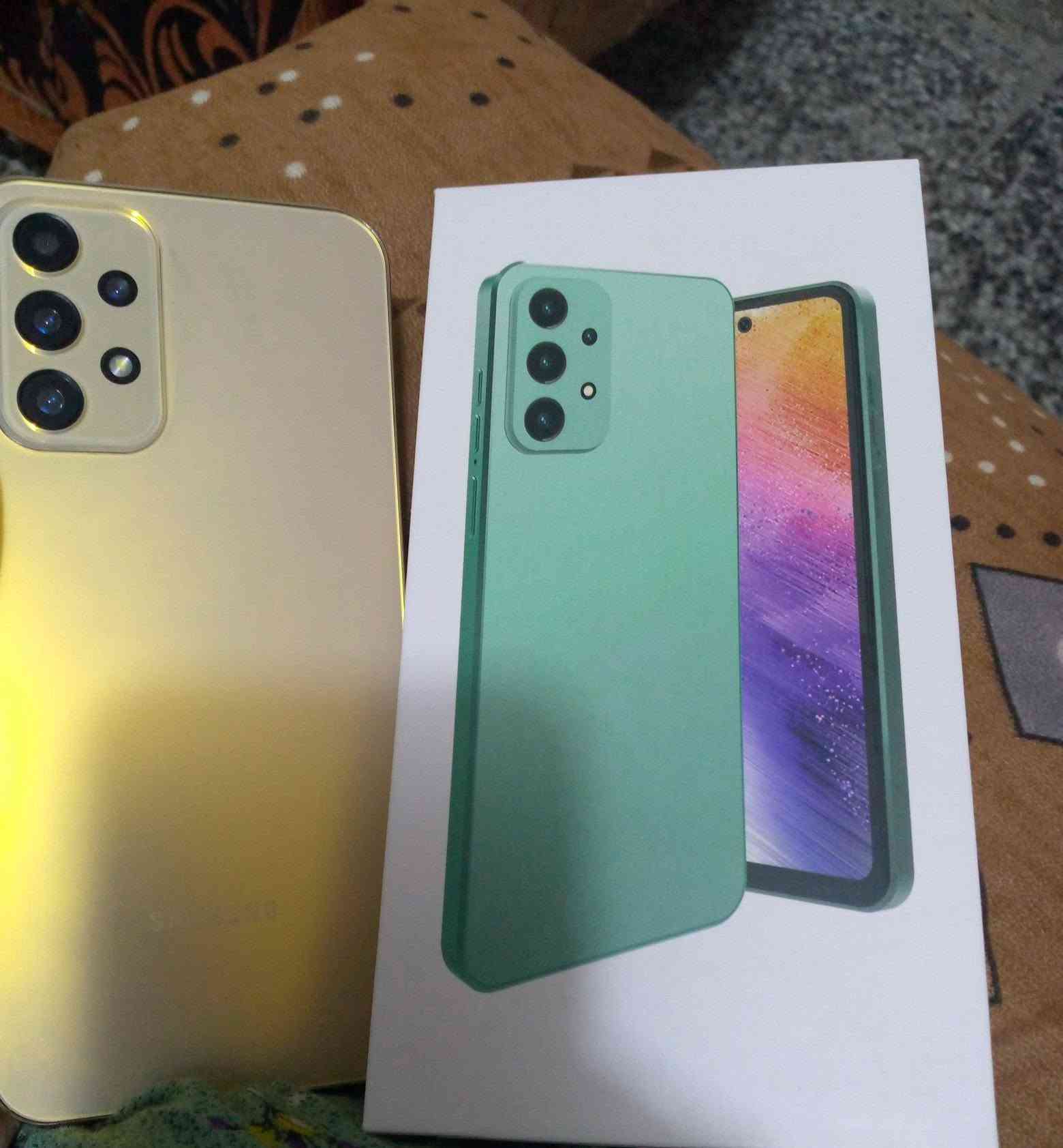 السلام عليكم جهاز  Samsung A73
5g 
مواصفاته بالصورة 
مستخدم يومين مستعجل ع بيعته اشتريتة 175 للبيع ب75 الف للاستفسار ***********
 موجود واتساب فقط
