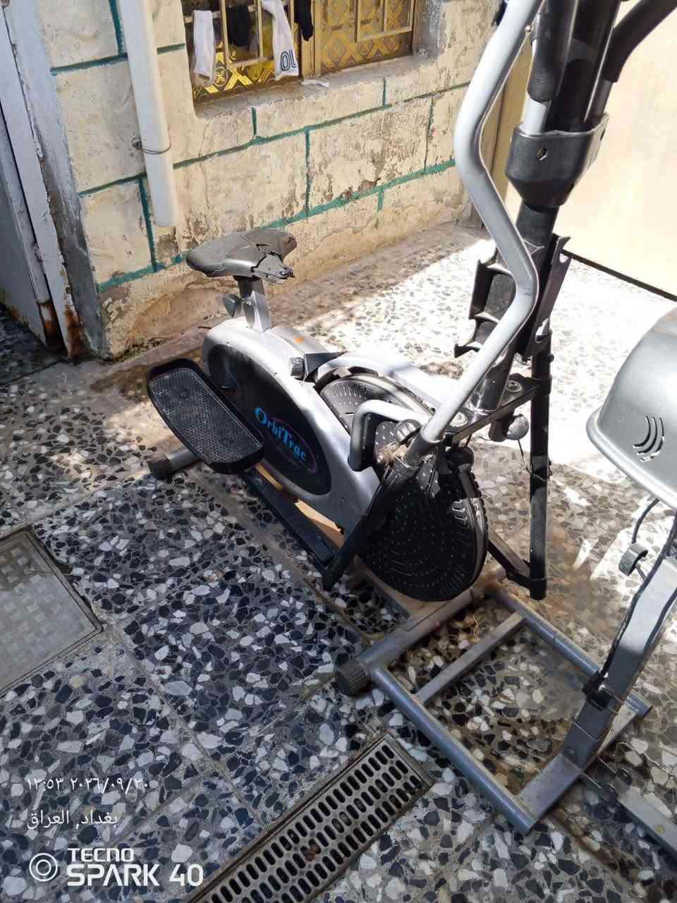 هذا الجهاز هو جهاز رياضي منزلي مزدوج (2 في 1) يجمع بين دراجة تمارين ثابتة (بايسكل) وجهاز أوربتراك (إليبتكال) للتمارين البيضاوية.
جهاز رياضي منزلي مزدوج (2 في 1) يجمع بين دراجة تمارين ثابتة (بايسكل) وجهاز أوربتراك (إليبتكال) للتمارين البيضاوية
مكلف بل نشر ***********

نص مكتوب في الصور:
- ١٣:٥٣ ٢٠٢٦/٠٩/٣٠
- بغداد, العراق
- TECNO
- SPARK 40
- ١٣:٥١ ٢٠٢٦/٠٩/٣٠
- TECNO SPARK 40
- ١٣:٥٢ ٢٠٢٦/٠٩/٣
- بغداد، العراق