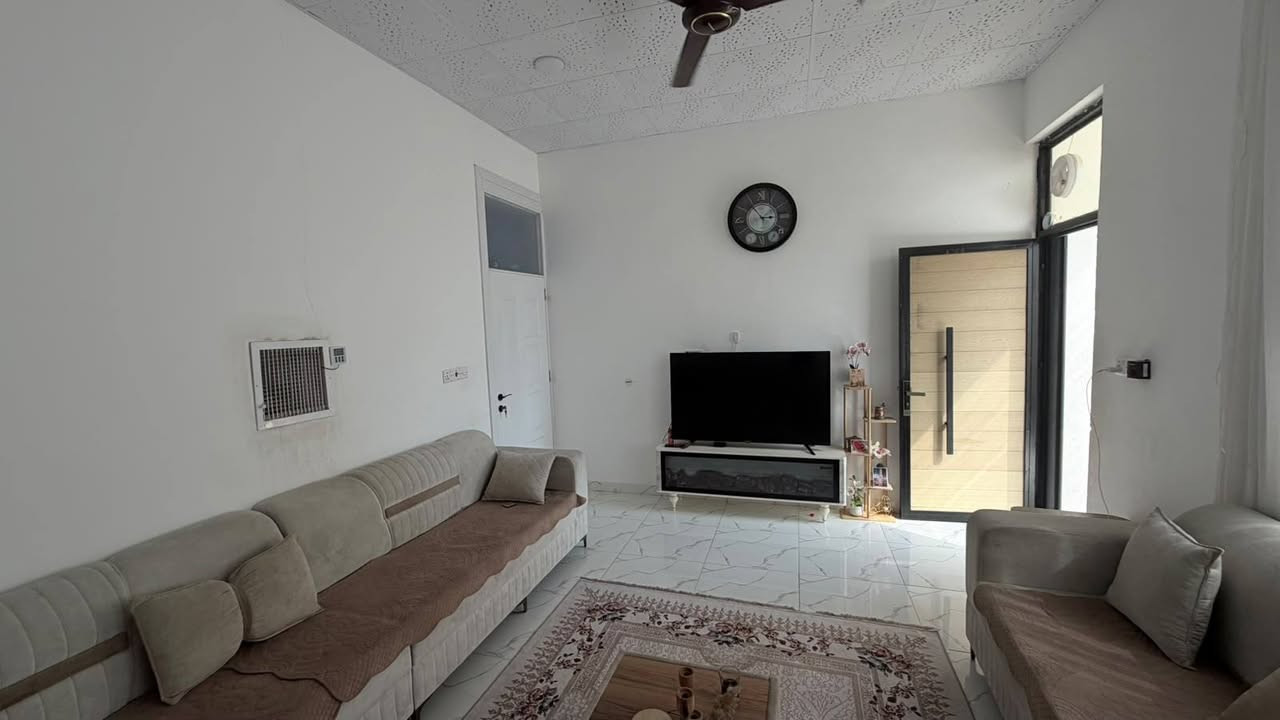 #دار #للبيع  🏠 بناء حديث 
#العنوان: بنجاعلي مقابل ملعب شارع عريض
#المساحة :-  120متر 
#المحتويات: 
-غرفتين نوم
-هول.
-مطبخ.
-استقبال 
-صحيات خارجي وداخلي. 
-درج خارجي
-نضام دكت

#للأستفسار الأتصال على الارقام التالية :-☎️
👈📞 ***********📲
👈📞 ***********📲
أو مراسلتنا عبر { فايبر ــــ وتساب ــــ } 
أو مراجعة #مكتب شوان للعقارات والمقاولات الكائن في الحرية علاء سايدين بنجاعلي مقابل جامع عبداللة و حديقة مثلاث
            🌹{  #نتشرف #بزيارتكم }🌹
