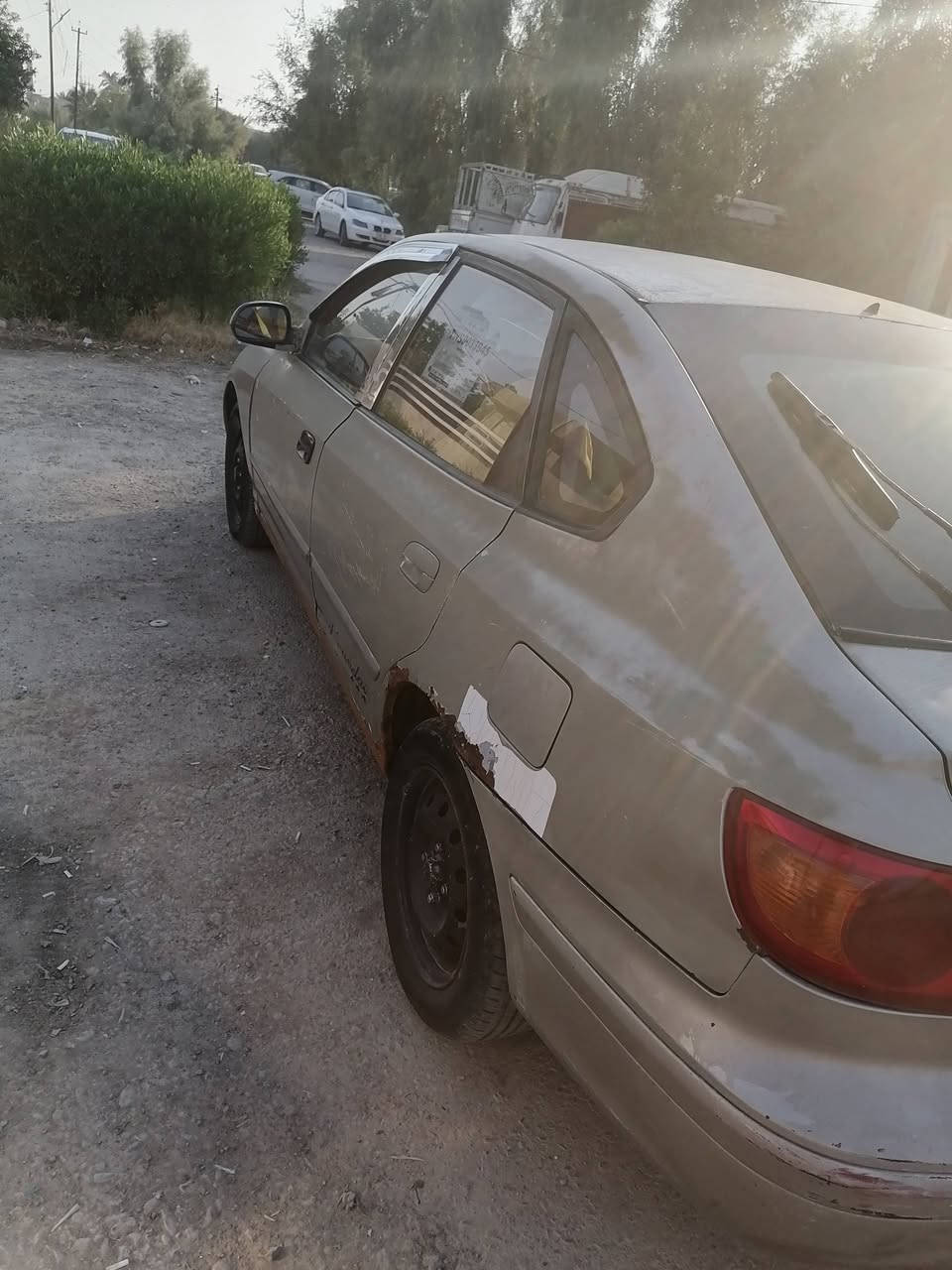 النترا ٢٠٠٢ رقم بغداد بأسمي كير مكينه كهربائيات كلها تمام تبريد شغال  كشرها واقع حال  
سعر ٣٧ و بيها مجال مكانها ديالى 
***********
