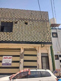 بفرع السوك • ٩٢م • غرفتين وصالة