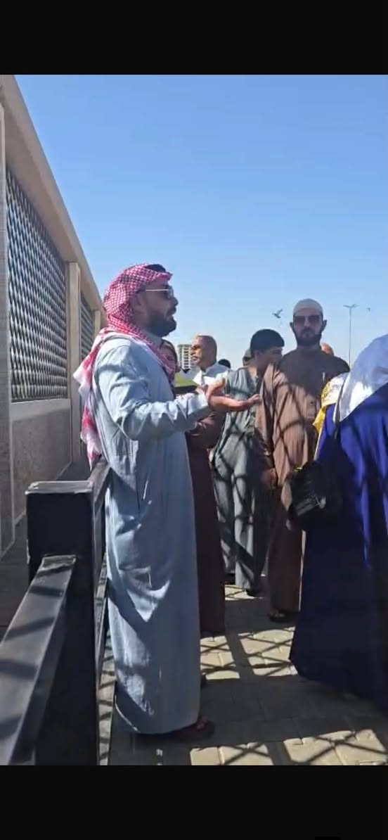 بسم الله الرحمن الرحيم
وتمو الحج والعمره الله 
 صدق الله العظيم
يعلن مكتب قمر المدينة للحج والعمره والمزارات الدينية
عن استلام جوزات عمره شهر صفر وشهر ربيع الاول مولد النبوي الشريف
عروض ناريه
برنامج البر الاول يشمل جميع الخدمات والمزارات الدينية مع وجبتان طعام مع هديه المعتمر جنطه كبيره وجنطه صغيره واحرام رجالي وحرام نسائي فنادق في المدينه مركزي وفي مكه شارع اجياد فندق منازل العين قرب الحرام
بسعر مناسب جدا 700الف عراقي
وبرنامج الطيران يشمل جميع الخدمات والمزارات الدينية في المدينه مركزي وفي مكه محبس الجن بسعر مناسب جدا 850دولار والتصريف إلى المعتمر
العنوان بعقوبه سوق المفرق شارع ابو خضير الحمداني الحجز واستفسار تصال على الرقم التالي وتساب ***********
***********
خادم ضيوف الرحمن السيد حسين النعيمي
نسعى الخدمتكم شرف النا
خير رفيق الى بيت الله العتيق

