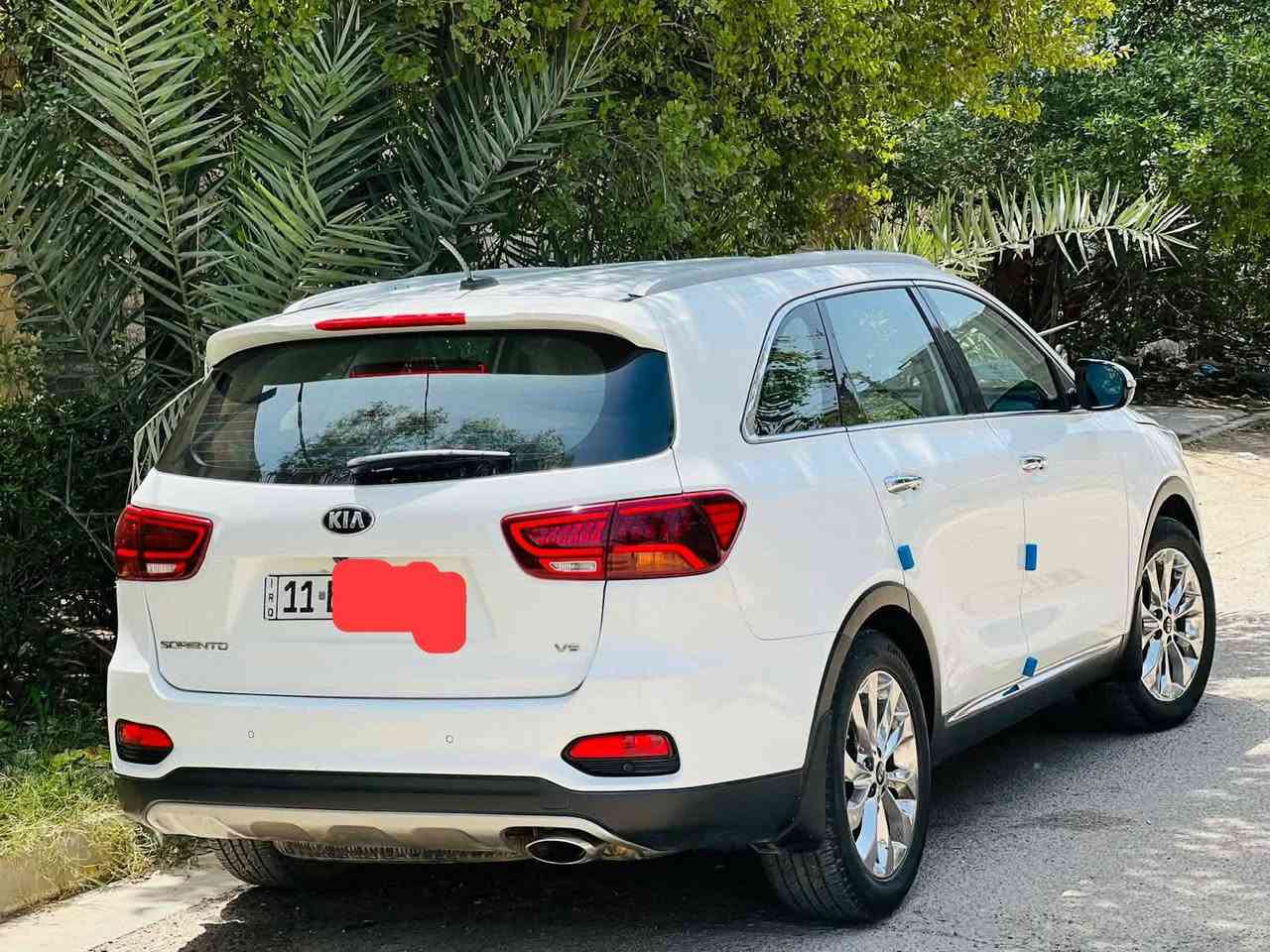 سورنتو 2019 خليجي 3 عدسات مكفولة من كلشي رقم بغداد بسمي
سعرها 229 وبيه مجال 

مكاني سورنتو 2019 خليجي 3 عدسات مكفولة من كلشي رقم بغداد بسمي
سعرها 220 وبيه مجال 

مكاني ناصريه ***********

مواصفات السيارة معروفه 
ماشيه : 86 Km 
محرك 6 سلندر 
بصمه
سايد بريك بصمة
شاحن وايرليس
شاشه كبيره بلاديه 
كشنات جلد 
نظام car play& Android
حساس امامي خلفي 
3قطع تبريد
لد امامي مع تشغيل
كروس سرعة
سبعه راكب
ويل كب كروم
بصمه تشغيل وابواب 
مري شفط واشاره بالمري 
كاميرا دواره
بردات بلاديه 
فول تحكم استرن 
اربع انظمه قياده  Sport  ،eco ،comfort   ،smart تشغيل
كروس سرعة
سبعه راكب
ويل كب كروم
بصمه تشغيل وابواب 
مري شفط واشاره بالمري 
كاميرا دواره
بردات بلاديه 
فول تحكم استرن 
اربع انظمه قياده  Sport  ،eco ،comfort   ،smart

