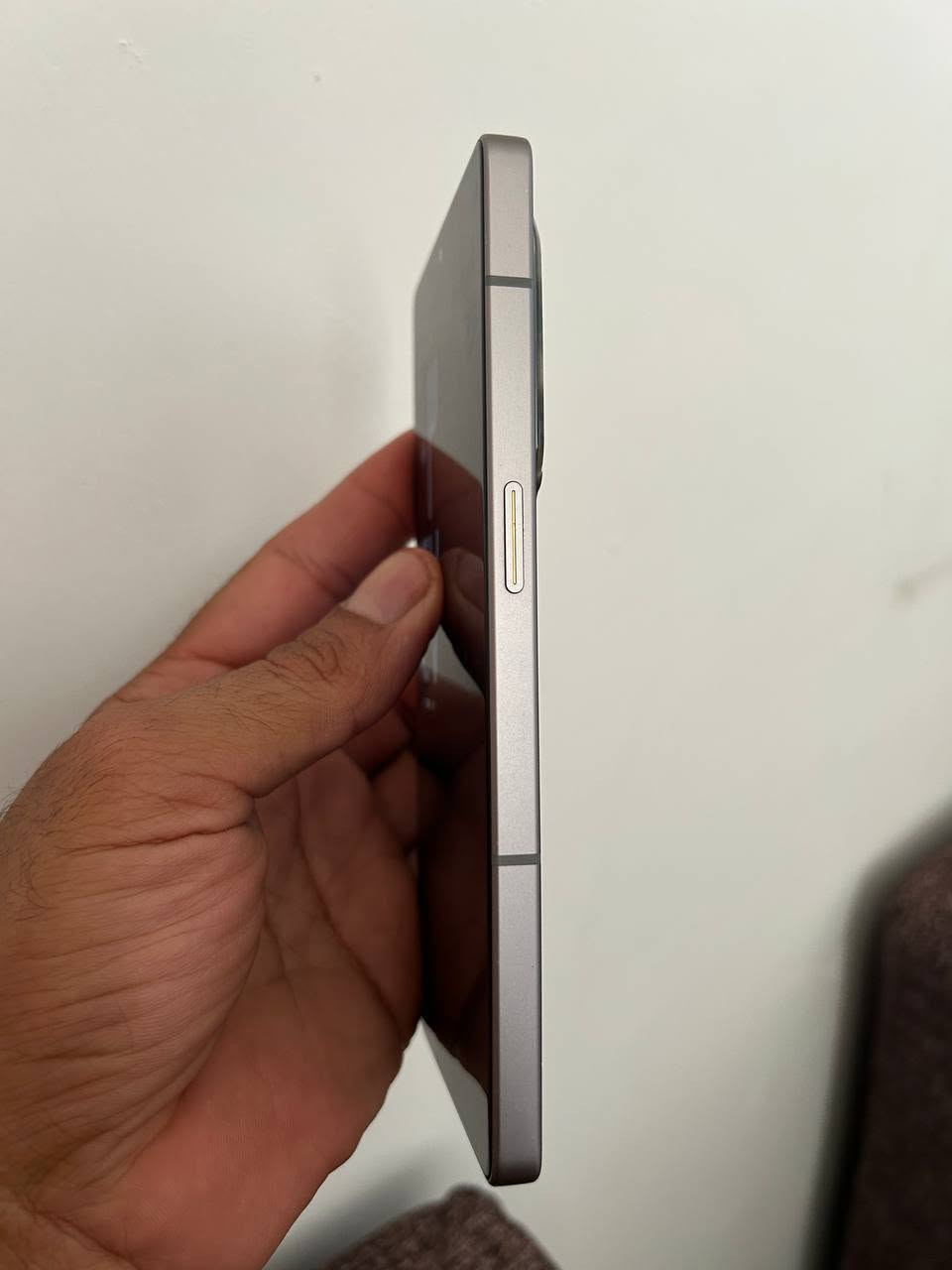 السلام عليكم انفنكس نوت 50 برو بلاس Infinix NOTE 50 Pro+ 5G
مع كامل ملحقاته 
شاحن وايرلس 50 واط
شاحن كيبل 100 واط
ذاكرة 256
عشوائيه 12+12
كاميرا الاماميه 50 ois 100x من سوني 
بي مستشعر نبضات قلب 
120 فريم العاب 
البطارية 5200
نضام الصوت من جي بي ال سماعتين مجسم  
السعر 425 وبي مجال مكاني بغداد الدورة
***********
