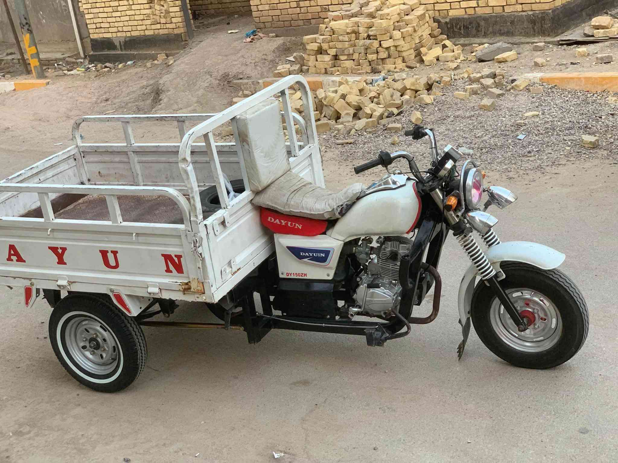 سلام عليكم شباب ستوته البيع موديل ١١ وراق كامله شاصي مكفول مكينه جديده تواير ابو الخطه جدد نكره سلف كهربائيات شغاله كله شراي بيخير ويدلل هاذه رقمي ***********بي واتساب السعر 1600وبيه مجال ستوته كله جديد مكان ناصريه مركز
