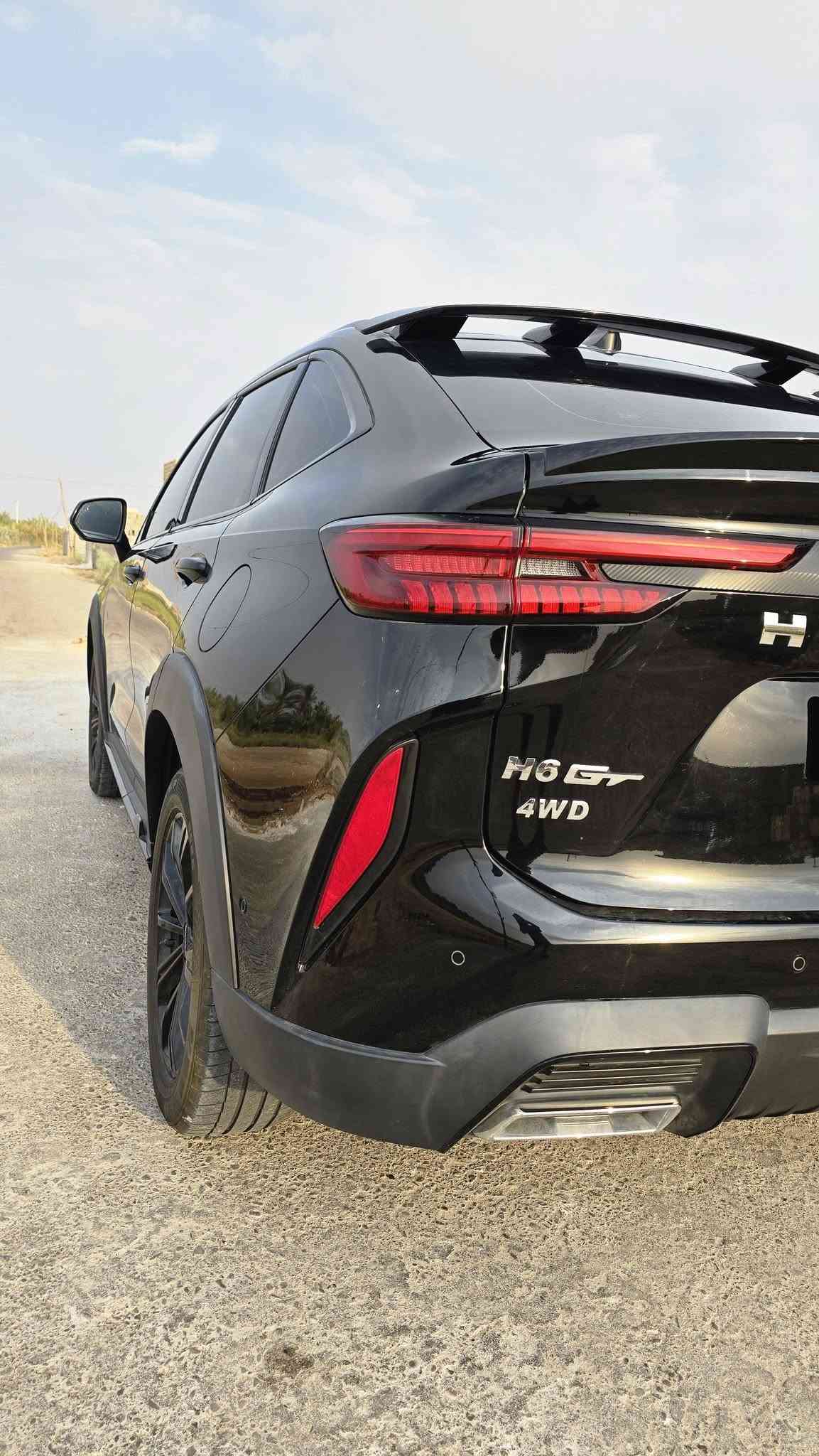 سلام عليكم هافال للبيع مرقم شهداء موديل 24 كفاله عامه خليجي محرك 2000 ماشيه 77 السعر 175 وبيها مجال للاتصال 
***********\*********** عنوان ناصريه مركز
