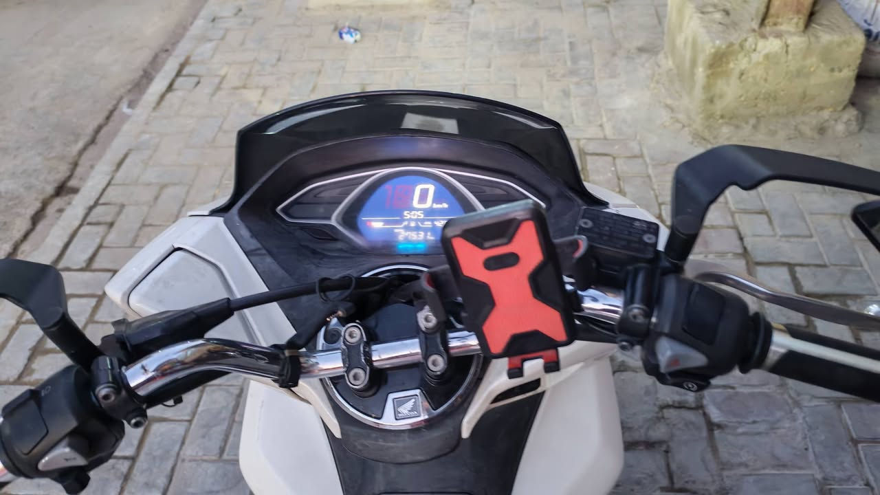 ماليزي
٢٧ الف ماشيه
١٦٠٠$
***********
