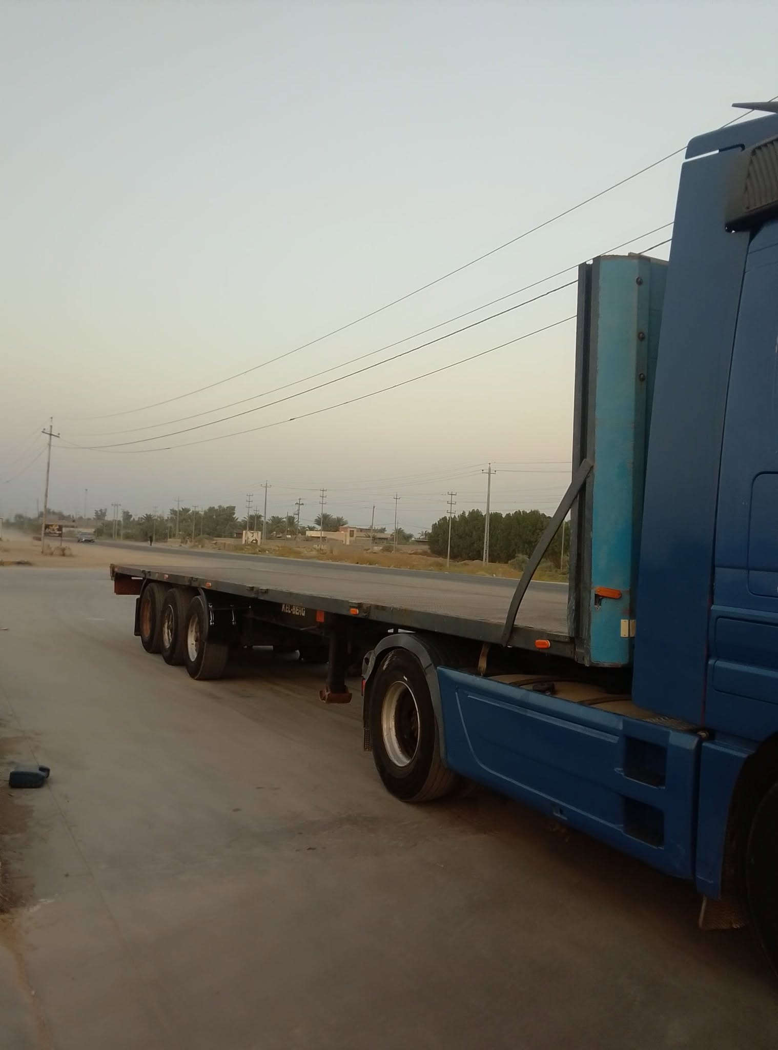 سلام عليكم سياره اكتروز موديل 2008 عرجه رقم اربيل سنويه جديده مربوطه عربانه فلات 3دناكير مكينه 44 حجم 18 كفاله عامه سياره 
مكان سياره واسط الصويره للاستفسار اكثر اتصل 
***********
***********
