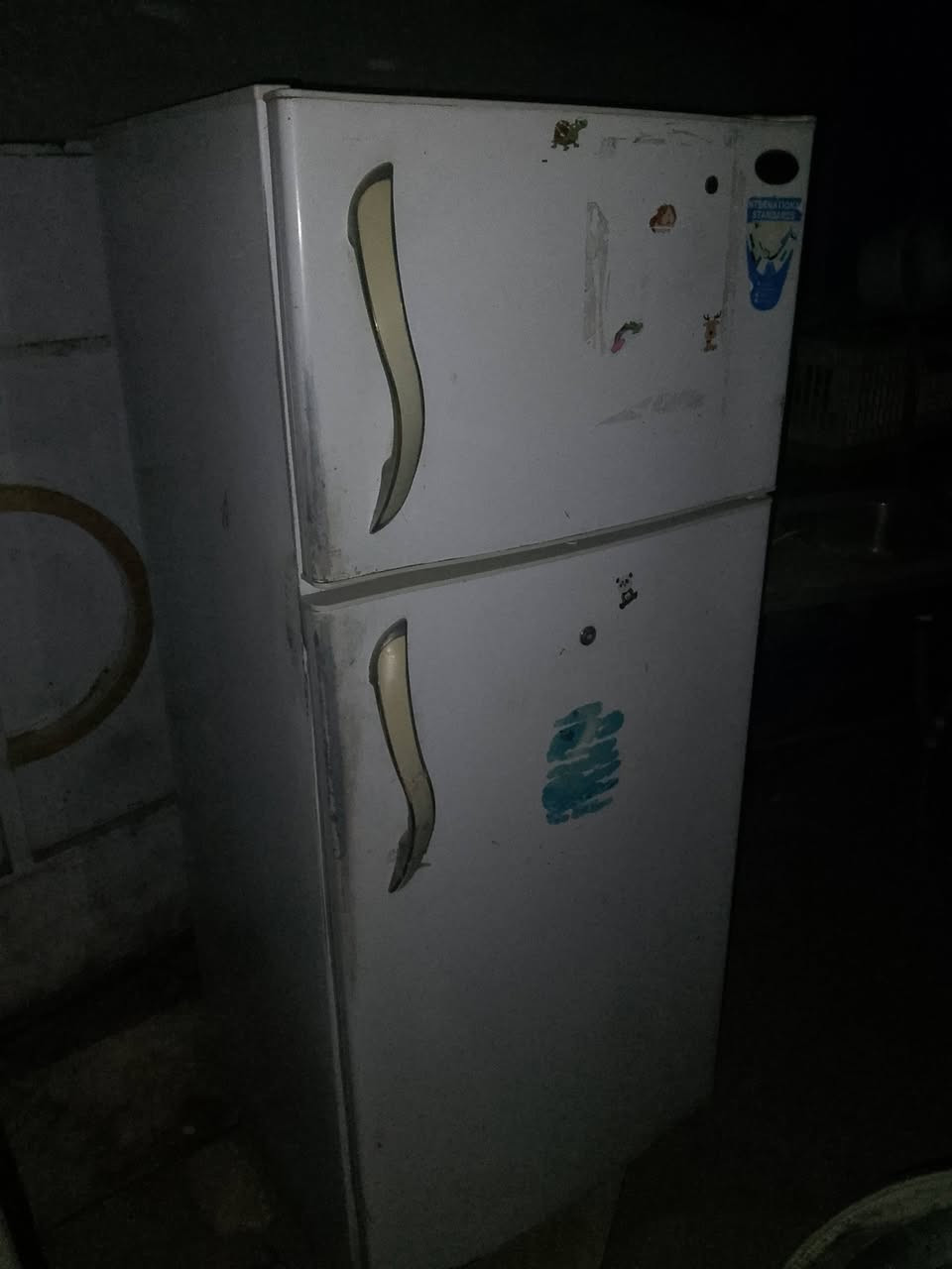 غراض للبيع كلمن وسعرها 
اتصال مكاني كركوك  فيلق 
رقم هاتف ‏‪‪***********‬‬‏
