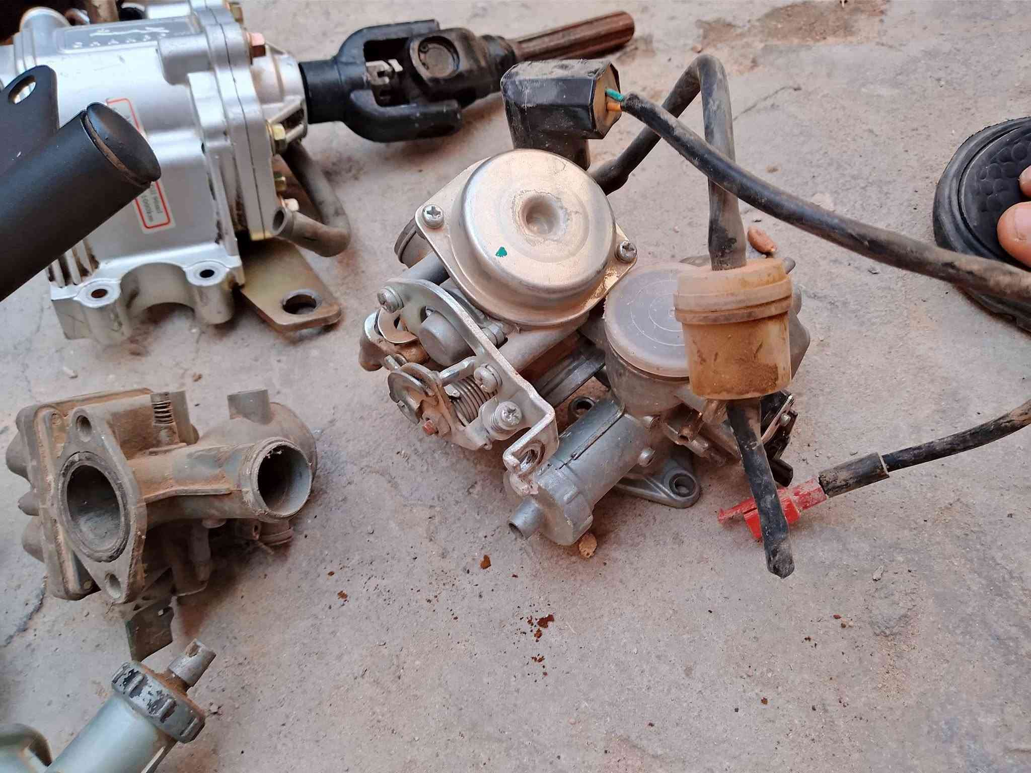 السلام عليكم سكراب للبيع غراض الدراجه مابيهن شي عازلهن شغالات للبيع أعلى سعر ابيع شكد يسون هذا رقمي *********** مكاني كربلاء
