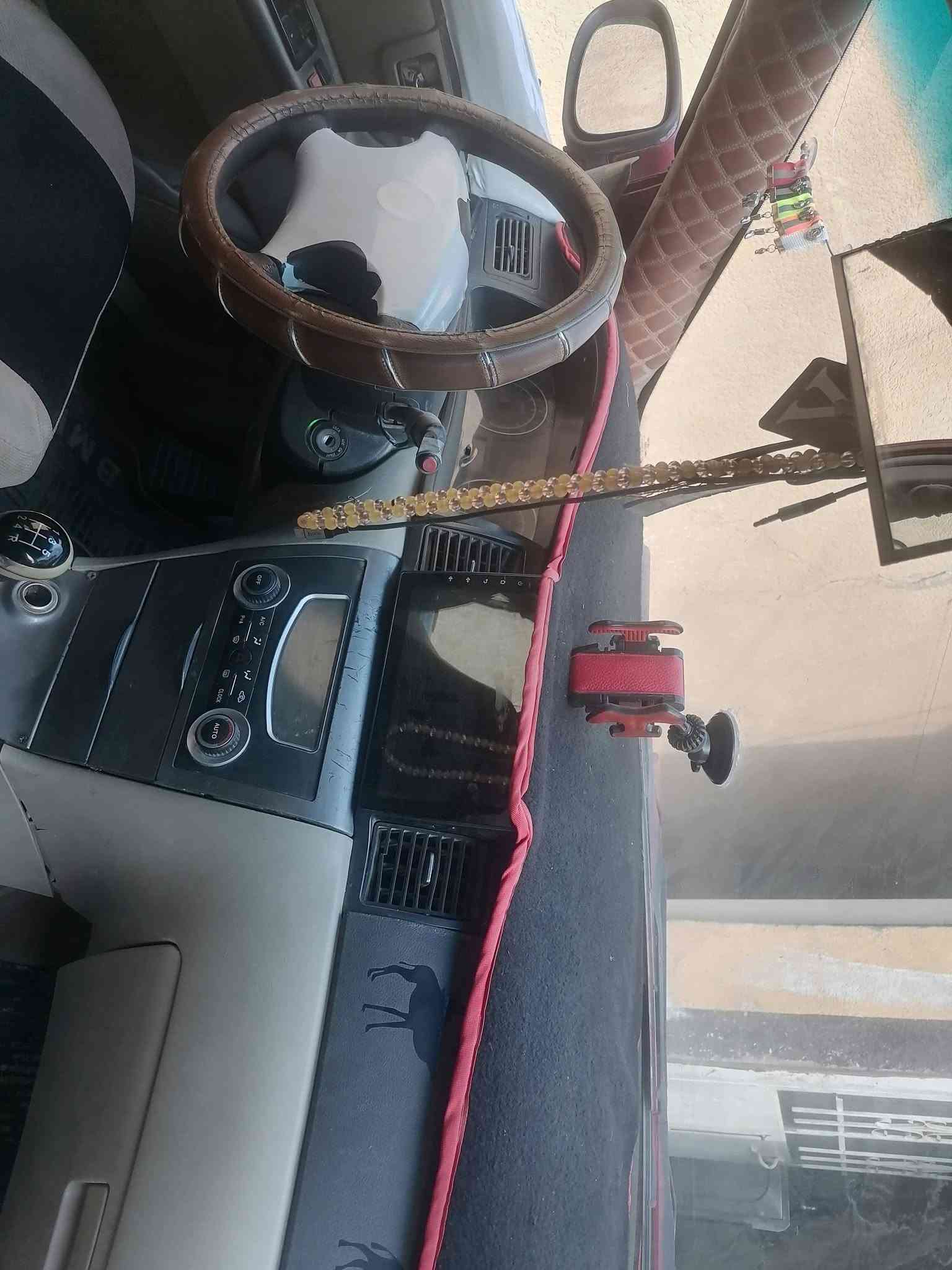 السلام عليكم جيلي موبل ٢٠١٢
سيارة جاهزة مكينة كير حدادية كهربائيات خير من الله
هزة جديدة  رقم انكليزي سنويتها لل٢٠٢٩
مصفرة غرامات 
جاملغ ايمن صبغ 
تحويل ثاني يوم
السعر ٣٤ 
المكان بابل الحلة 
جوال ***********
