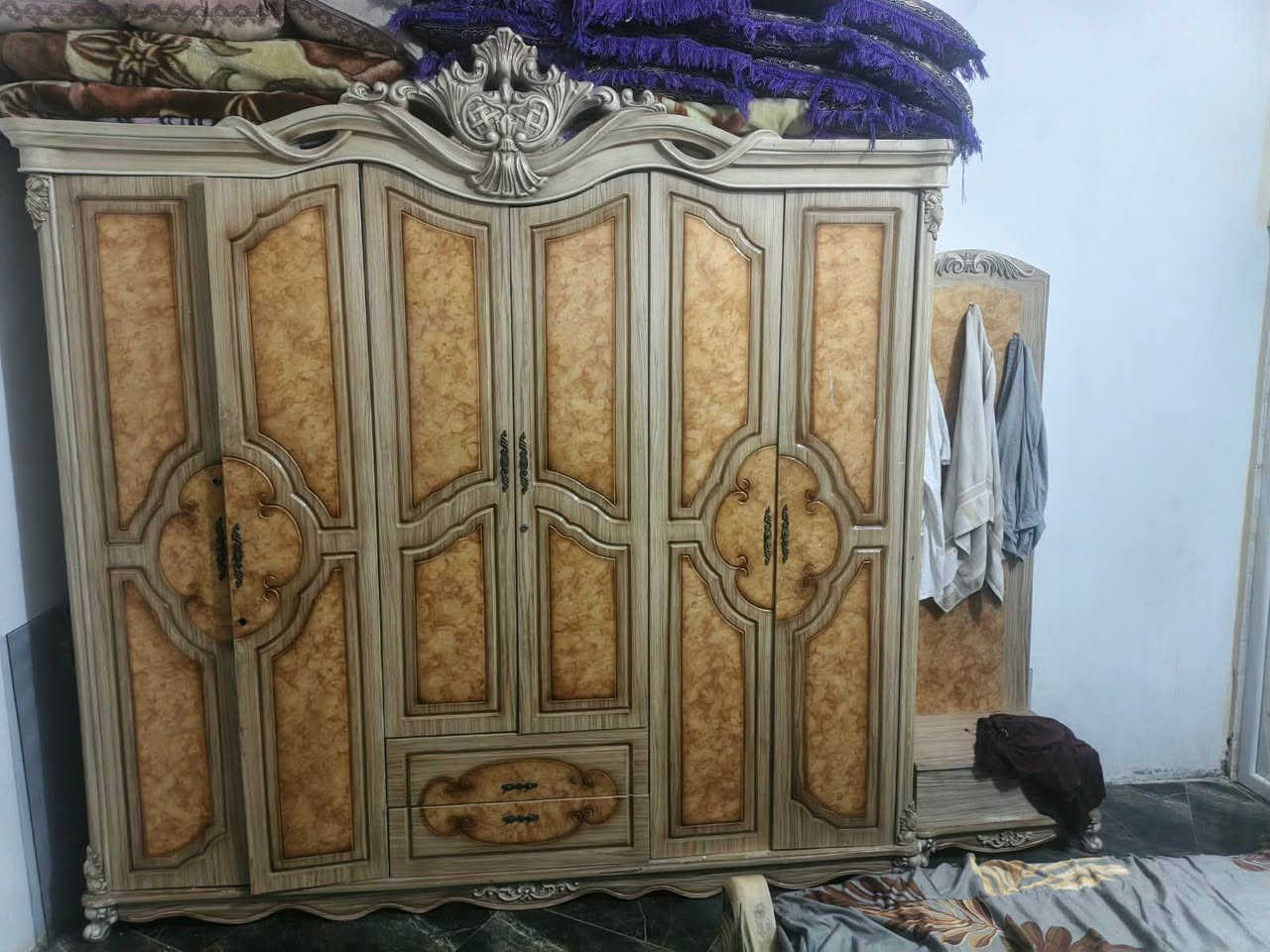 غرفه ماليزيه بيبان سعرها 200 الف *********** كربلاء, العراق
