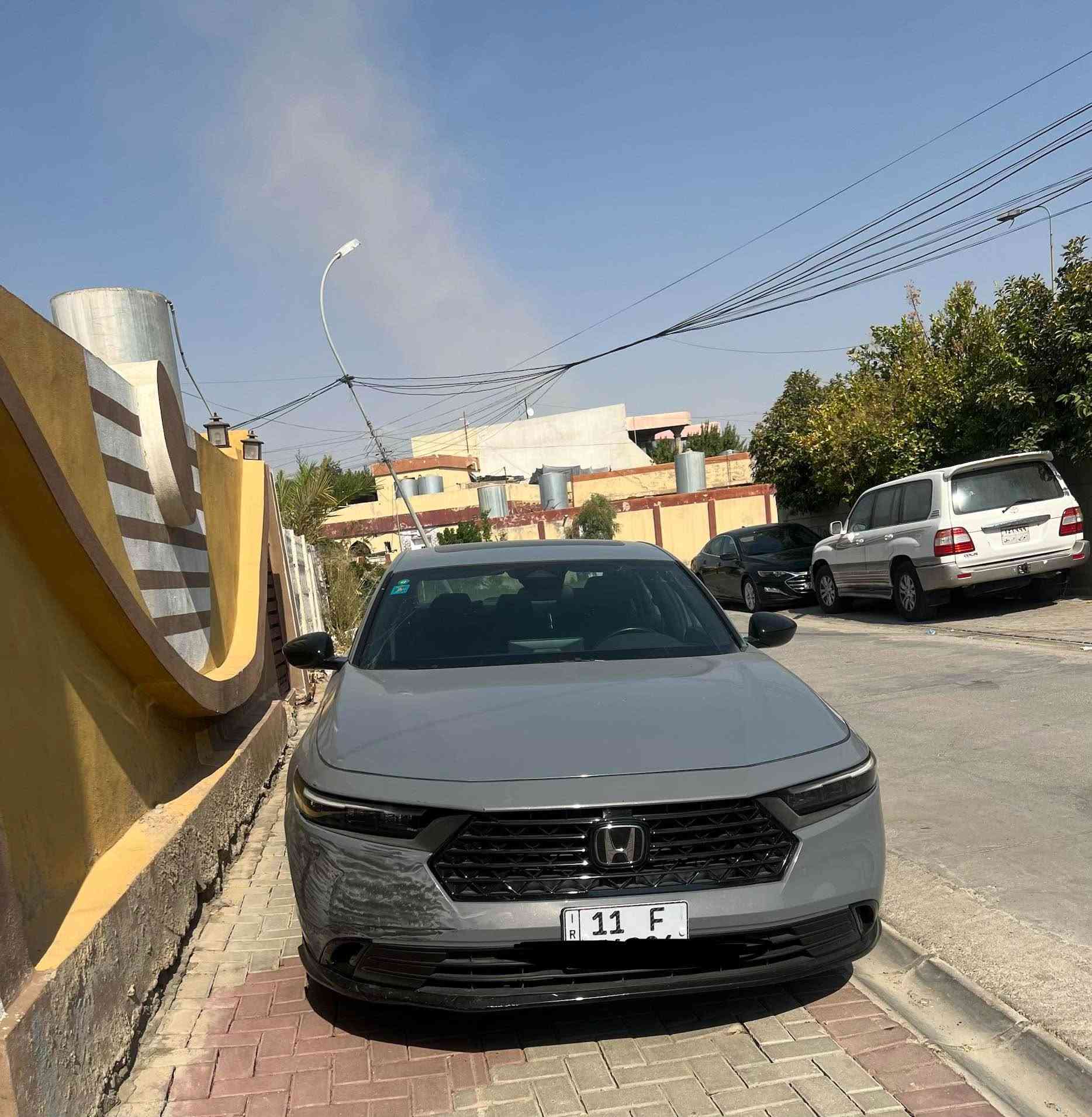 هوندا اكورد هايبرد موديل ٢٠٢٥ سبورت ل ماشية ١١ الف ميل مكانها ب كركوك رقمها بغداد ب اسمي هزة ورقم وسنوية جديدة ضرررها مرفق بالصور بدون تبديل اي قطعة كله بلادي بس صار بيها تعديل بالشاصي السكن رقم موبايل *********** كركوك, العراق
