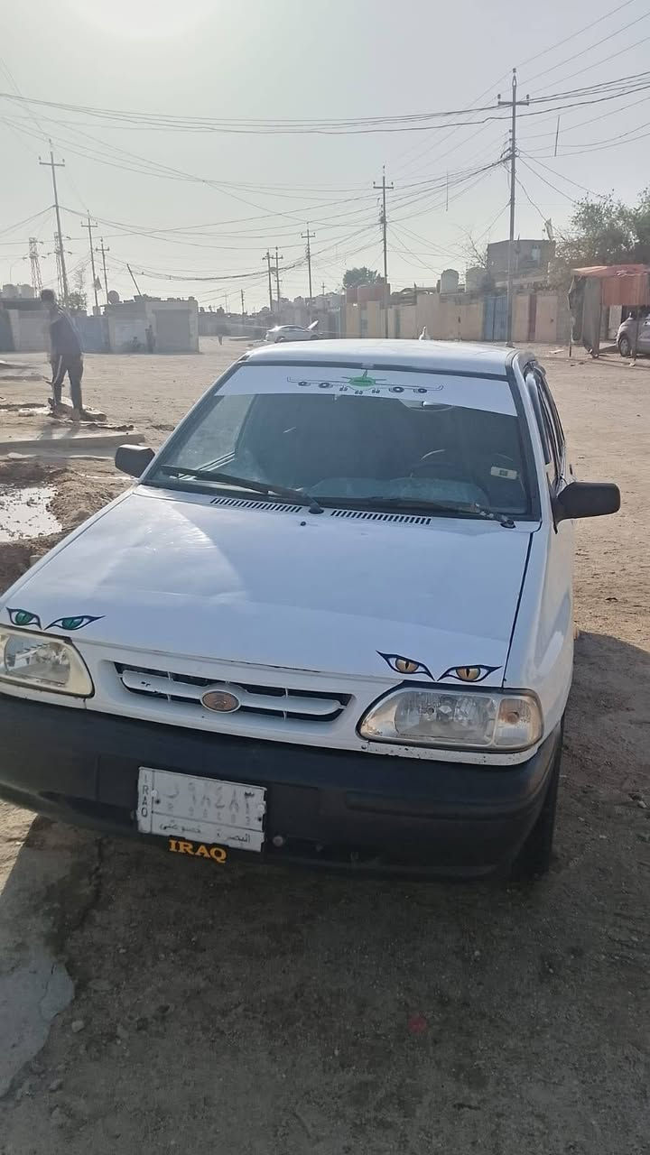 سلام وعليكم مديل14 راعيه بل بصره كير يفلت الرابع محرك حلو تبريد دخم تاير توه شاده سيارحلوه مال واحد يعيش بيه مكانه الزبير متواجد وتساب ***********سعر 27بيه مجال قليل
