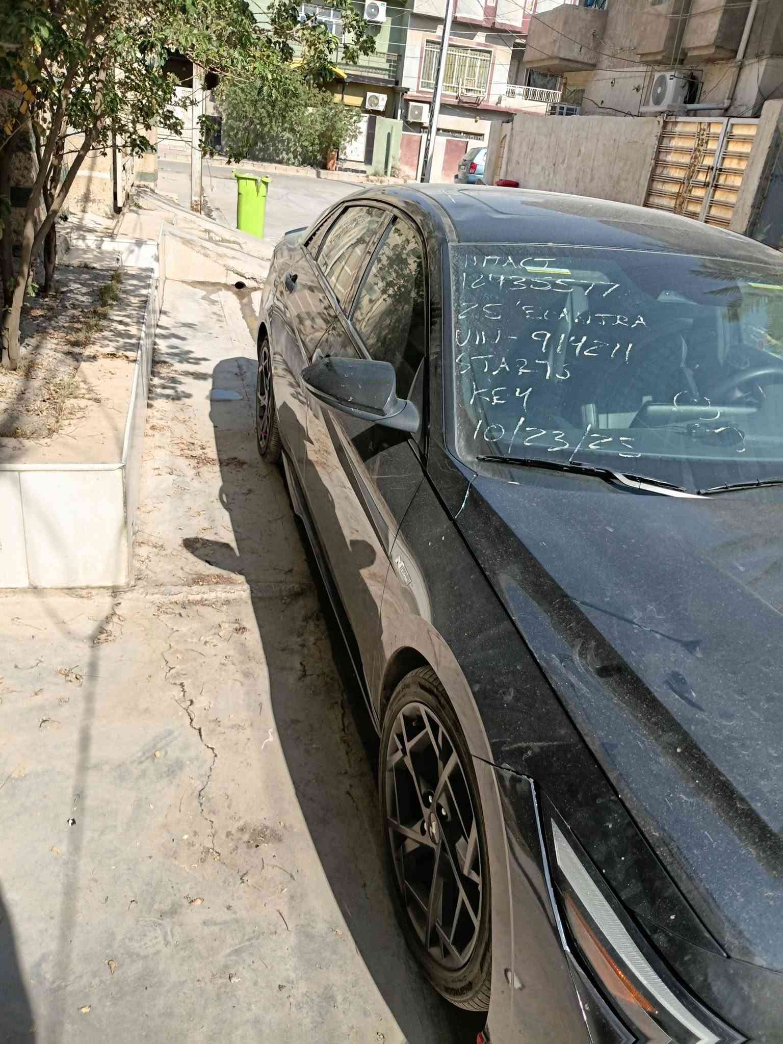 ان لاين ٢٥ ماشيه ١٠ الف بدون حادث قوي سعرها مناسب ***********
