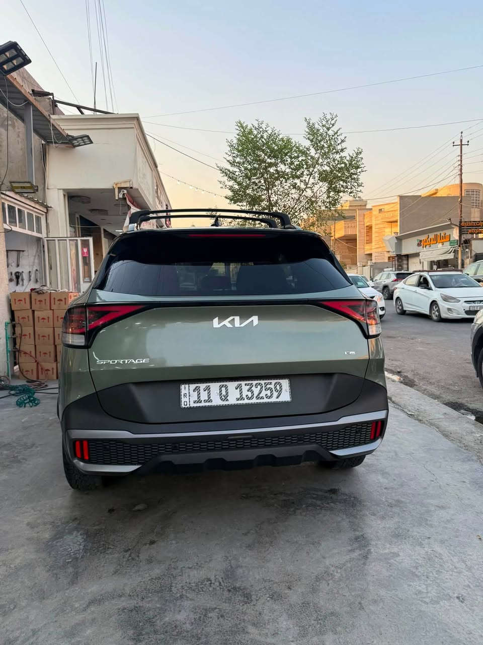 سبورتج 2023 فئه xpro
سياره امريكيه حادثها غرق طابه تعمل وتسير الغرق واصل للدوسه فقط
ممشى السياره 40km
مواصفاتها معروفه فول مواصفات 
كشنات تدفئه تبريد تدفئه ستيرن 
كامرات 360درجه
كراسي كهرباء 
بانوراما
وبعد بيها هوايه مواصفات
مكان سياره بغداد 
الرقم ***********
