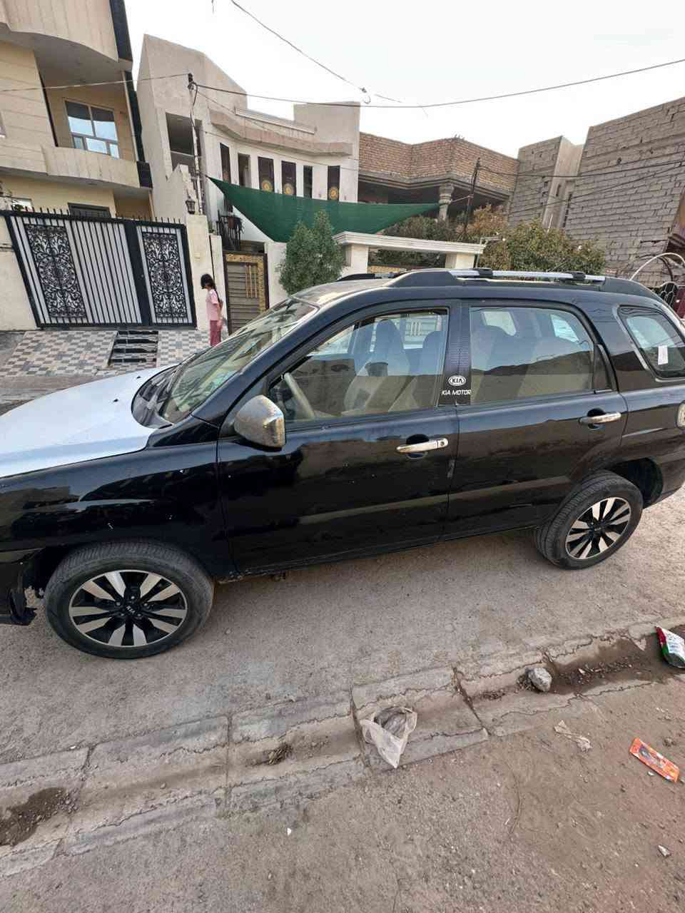 كيا سبورتج
كيا سبورتج 2009
رقم بغداد دولي
وارد أمريكي . محرك 2000
ضرر قطعتين
السعر 88 وبيها مجال 
بعقوبة / تقاطع القدس
للتواصل 
***********
