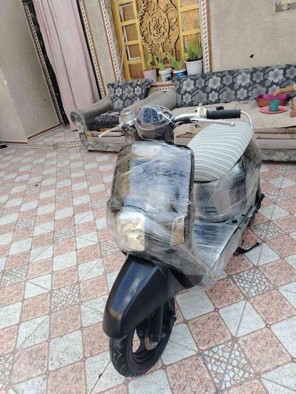 السلام عليكم شباب دراجه للبيع بوليسي جديده مكينه بجيس مامفتوحه دراجه رمبه اقل من شهر من ماخذيها ومحتاج اريد ابيع ماخذها ب1و200الف رقم الهاتف ***********استفستار تريد وتساب وتسال موجود
