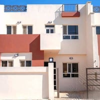 بيت للايجار • النجف حي الجامعة • ١٦٠م و٢٠٠م