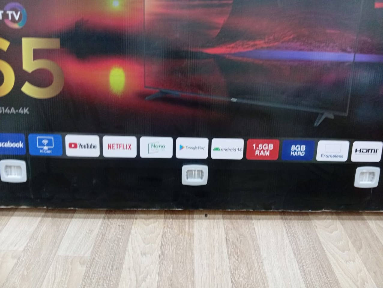 شاشه بالكارتون ما مفتوحه حجم ٦٥ ماركه ميديا ستار فول مواصفات السعر ٥٠٠ قفل بدون عمله لعلم ٦٥٠ ماخذه وصل الشراء موجود ***********
