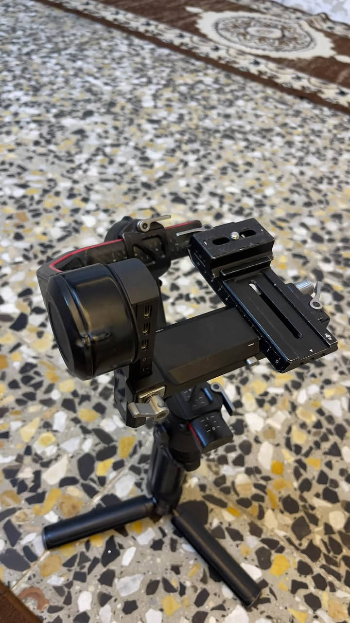 للبيع للبيع رونن RS3 PRO 
السعر 500 الــف وابي مجال حك جيه 
مكاني بغداد مدينه الصدر (***********)
