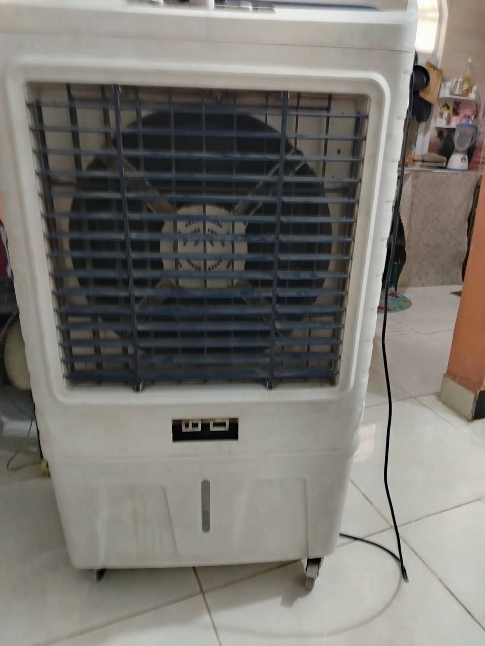 الأغراض كلهن للبيع
المبرد سعره 125
شوايه سعره 40
مكينه سعره 65
مروحه 30 
لاستفسار الاتصال على الرقم *********** بيه واتساب
ملاحضة مكلف بل نشر أرجو التواصل على الرقم *********** وبيه واتساب
