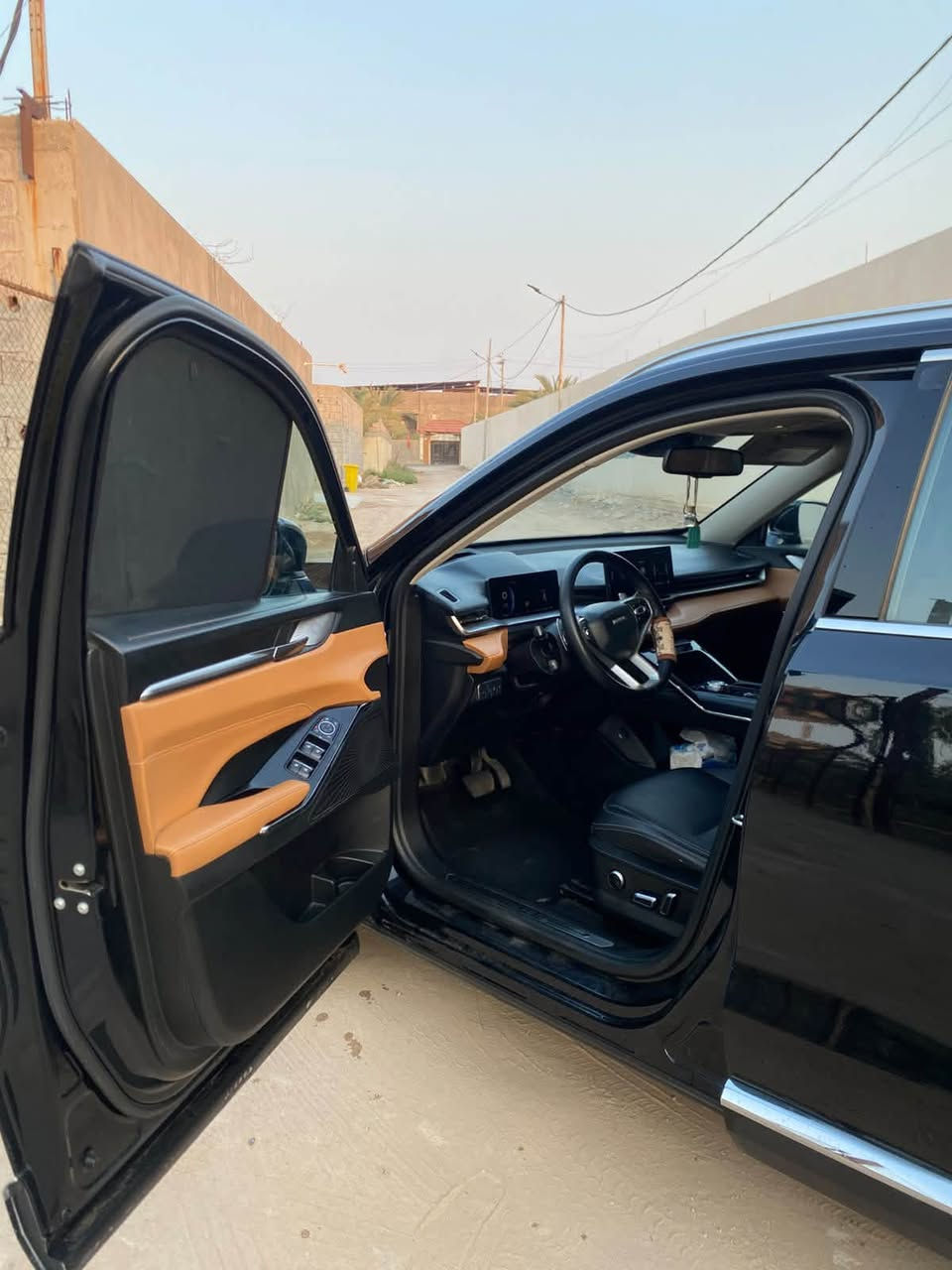🚘 للبيع هافال H6 موديل 2022
🖤 اللون: أسود كفالة عامه
⚙️ المحرك: 2000 تيربو
📊 الممشى: 84 ألف كم
✨ السيارة نظيفة ومستخدمة استخدام شخصي
💰 السعر: 150 ورقة بيها مجال
📍 السيارة موجودة في [البصرة]
📞 للتواصل: ***********

الله يوفق الجميع 🌹
