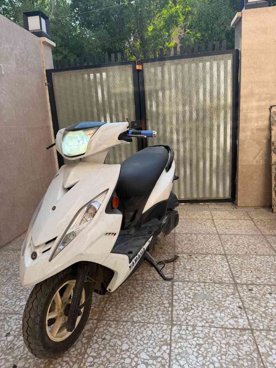 بسم الله الرحمن الرحيم
اخوان دراجه gtr نازله من الرمبه صارلها سبوعين اي غلط ما بيها ماكو داعي احجي تفاصيلها لان ما بيها غلط بس للتاكيد كهربائيات مكينه صالنصه كلجات كلشي بيها شغال. مثل الساعه الياخذها ما يندم ولو ما مجبور ابيعها جان ما بعتها العنوان بغداد العامريه ضهر شارع العمل الشعبي حي المحامين *********** و واتساب موجود سعرها مليون و100 وبيها مجال جداً جداً بسيط حق الجيه لان ما بيها اي خلل جيب الفيتر و تعال
