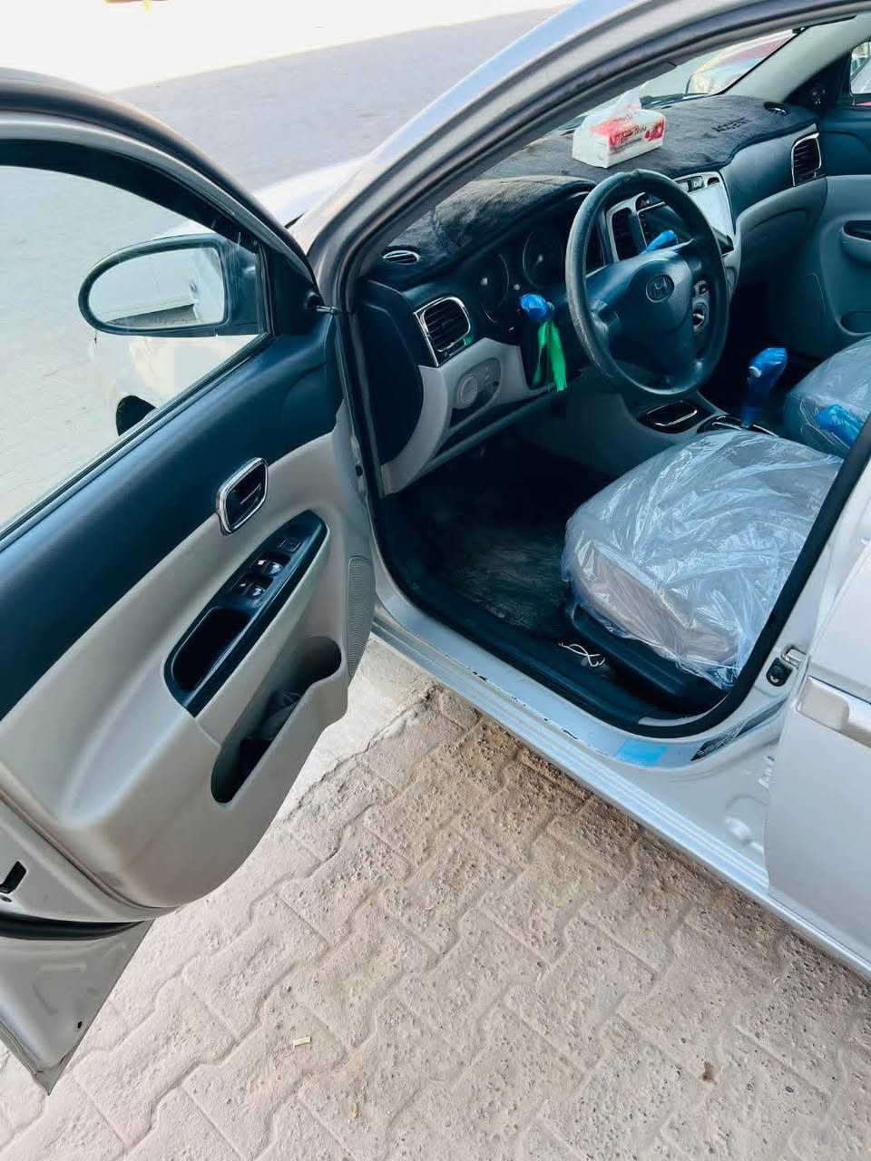 اكسنت٢٠٠٩ لون رصاصي بيهه جراد بل جنطه وبنيد  وقماره قليل وبدل بيهه جاملغ العبري الكدام  رقم اربيل انكليزي كلشي شغال تبريد ثلج سياره نظيفه وسعره مناسب ***********
مكينه 1400
مكان نجف
اكسنت٢٠٠٩ لون رصاصي بيهه جراد بل جنطه وبنيد  وقماره قليل وبدل بيهه جاملغ العبري الكدام  رقم اربيل انكليزي كلشي شغال تبريد ثلج سياره نظيفه وسعره مناسب ***********
