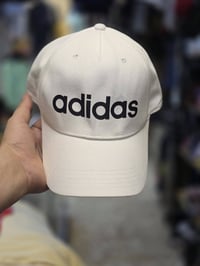 اديداس اصلي • ابيض • مقاسات M,S