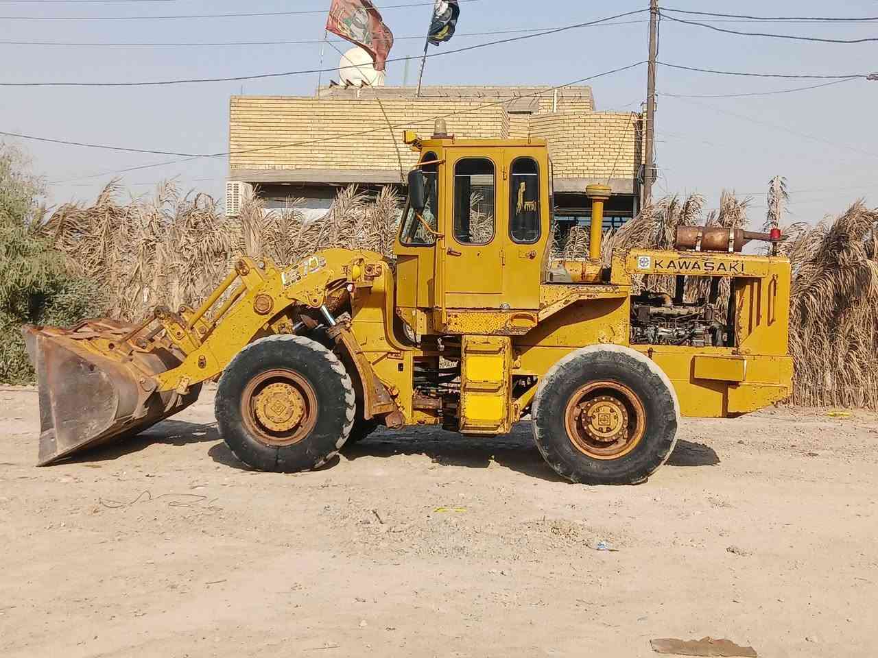 سلام عليكم للبيع شفل كاوسكي بي موديل 83 رقم بغداد انكليزي بريك 4 وياله جاهز للعمل رقم الهاتف ***********
