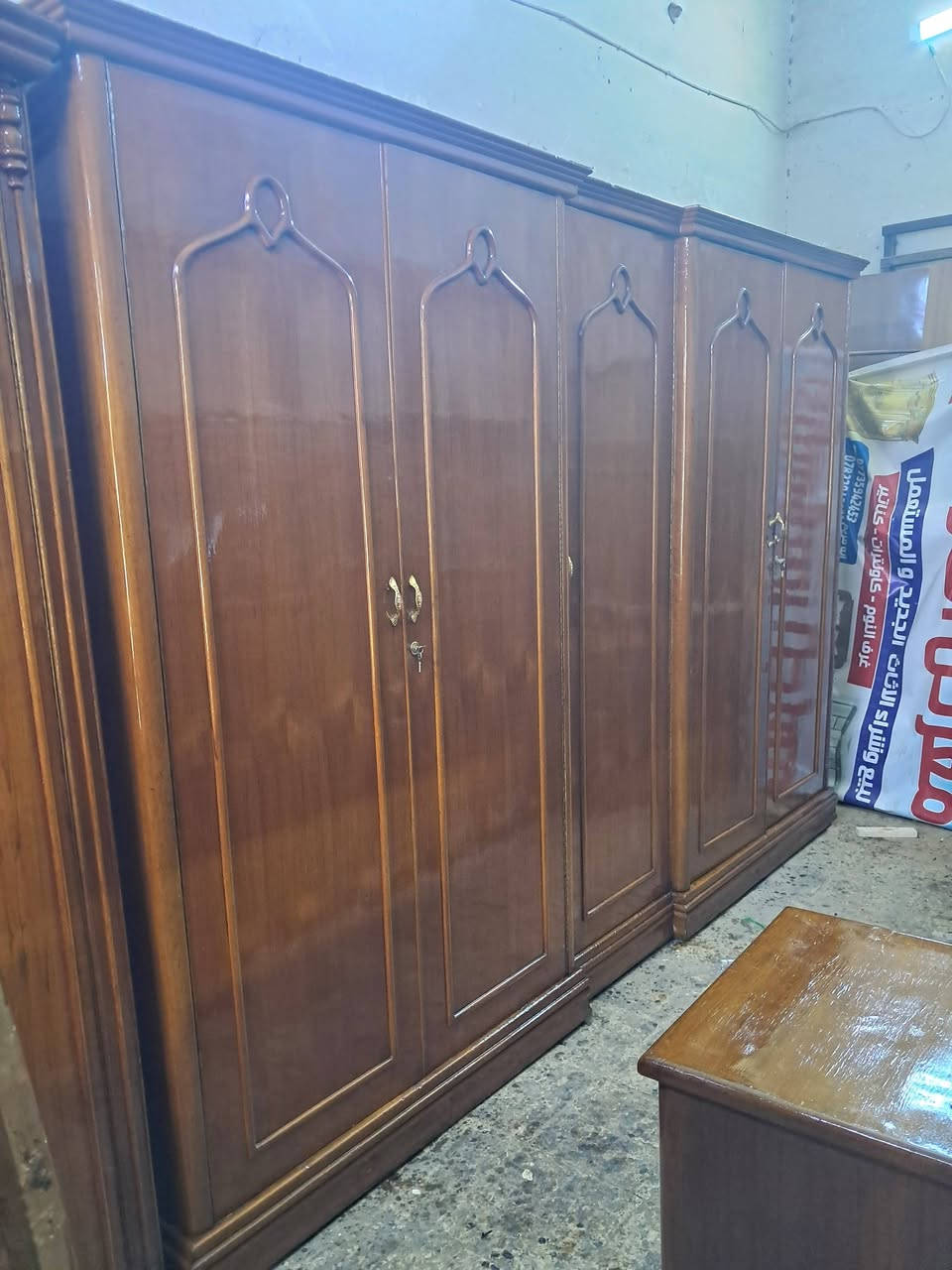 يعلن معرض الموسوي عن وجود غرفه نوم مستعمله تسكام خمسه ابواب ارتفاع الكنتور مترين وعشره دنك جاوي وحجل جاوي اي استفسار خاص او الاتصال
***********
***********
يعلن معرض الموسوي عن وجود غرفه نوم مستعمله تسكام خمسه ابواب ارتفاع الكنتور مترين وعشره دنك جاوي وحجل جاوي اي استفسار خاص او الاتصال
