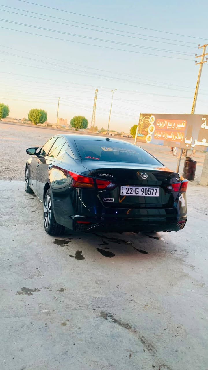سلام عليكم نيسان التيما موديل ٢٠٢٢ 

محرك ٢٥٠٠ فور ويل 

رقم اربيل 

حادثها جاملغ وبنيد 

كير ومحرك وتبريد على وضع الشركه

للستفسار اتصل *********** بغداد, العراق
