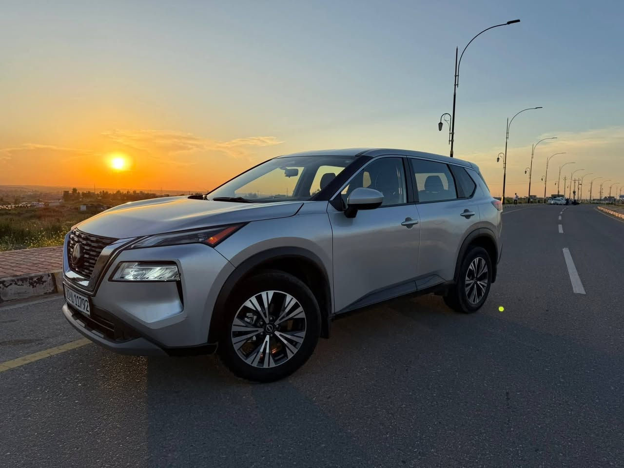 نيسان روج sv بلص
موديل 2023 

ماشيه 33 الف

فول 1/1 ماعده الفتحه 

السياره بدون ايرباك طخته جداً خفيفا السياره وضع شركه   

السعر 148 وبيها مجال بسيط

***********
العنوان موصل دوميز
