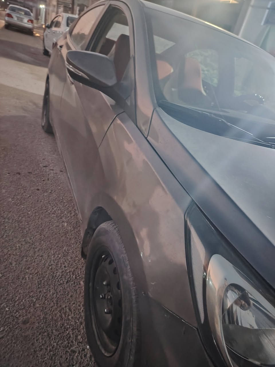اكسنت للبيع موديل14 محرك 400حداديه 85 تخم تاير كير محرك مكفولات  راعيهه بل وفاء مداور ثاني يوم بيع او مراوس حسب القناعه السعر 73وبيهه مجال حك جيه ***********
