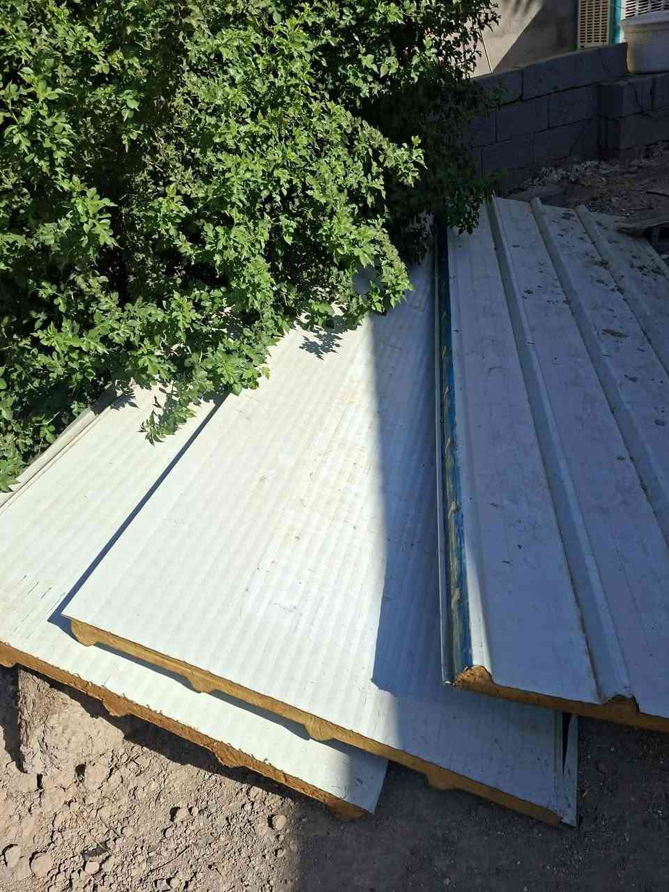 سلام عليكم اخوان سندويج بعده جديد للبيع شرط برغي ما ضروب بي عندي 3 طول وحده 3 متار رايدهن 75 قفل مكاني الحسينيه ***********
