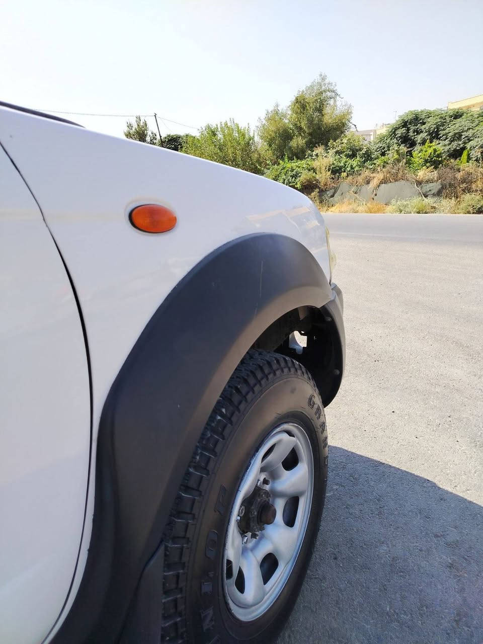 مۆدێل 2010 سەیارەکەمان ساغە
کۆدی بۆکراوە بارکۆدیش وەرگیراوە بەس ڕەقەم ماوە بیبەستین
سەیارەکە پەڵە پەڵە بۆیاخی هەیە من بەکامل ئەیفرۆشم هیچ دەعمولێدراوی نیە ئەگەر وردەیە یان شتێکی بەسیت
گێڕو مەکینەوتەبریت ساردوگەرم بەشەرت 
4تایەی لۆک تازە بۆی بەستراوە  ....دەبڵ ئەکسلی ئیش ناکات گاردنی پێشەوەی پێوەنیە ...سعری 65گەڵاویەک مەجالی برایەنە ...شوێن سلێمانی ڕەحمەتت لێبێ ئەگەر زۆر مشتەری نیت سەرم مەیەشێنە ***********
