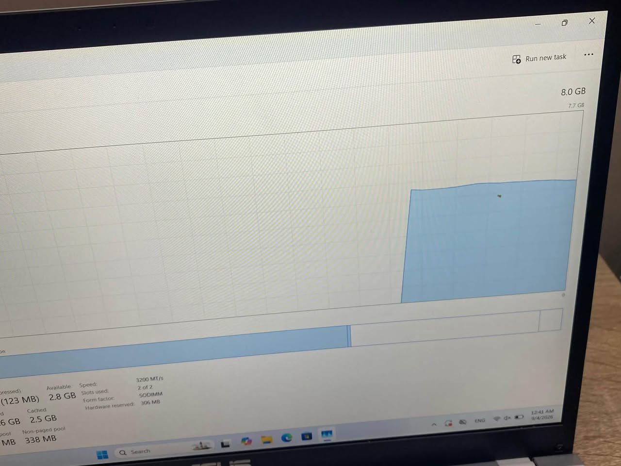 ASUS
المعالج : core i5 - جيل 11
رام 8 
هارد 256
حجم شاشة 15.6
السعر 390 الف وبي مجال
📞:***********
