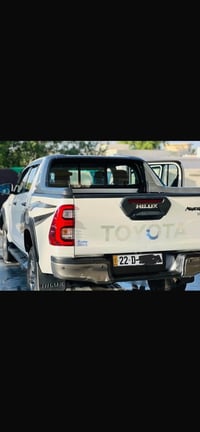 لبيع تيوتا هايلوكس موديل 2022  تي آر دي السياره رقم أربيل بسمي   فول م...